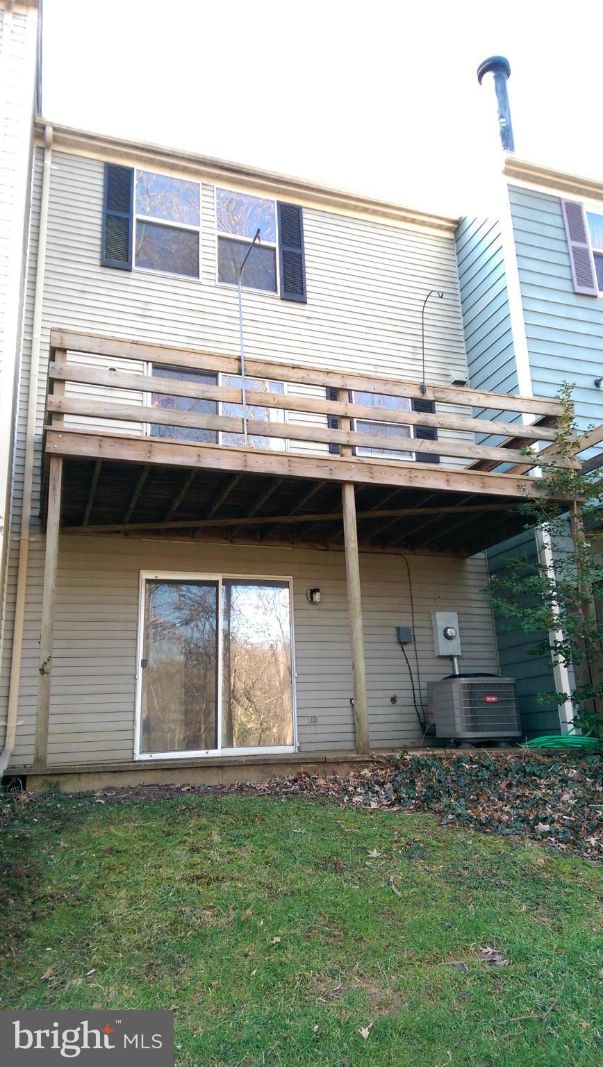 RESTON - Residential Lease
