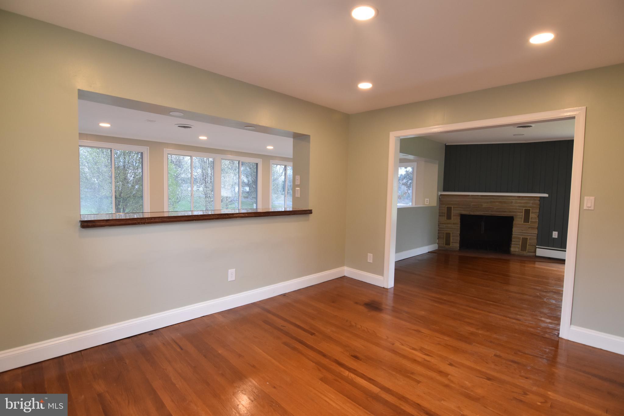 TOWN CREEK - Residential Lease