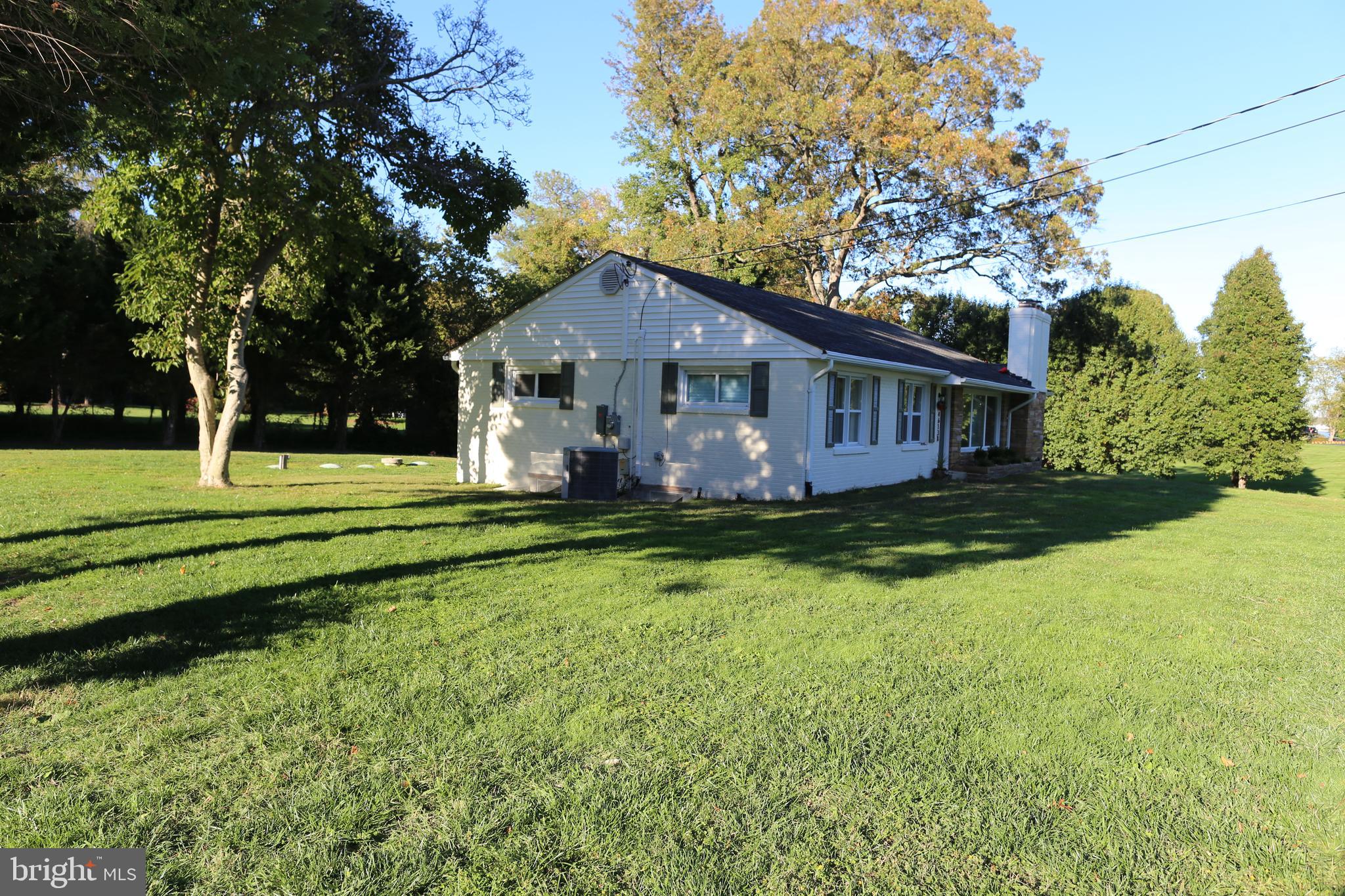 TOWN CREEK - Residential Lease