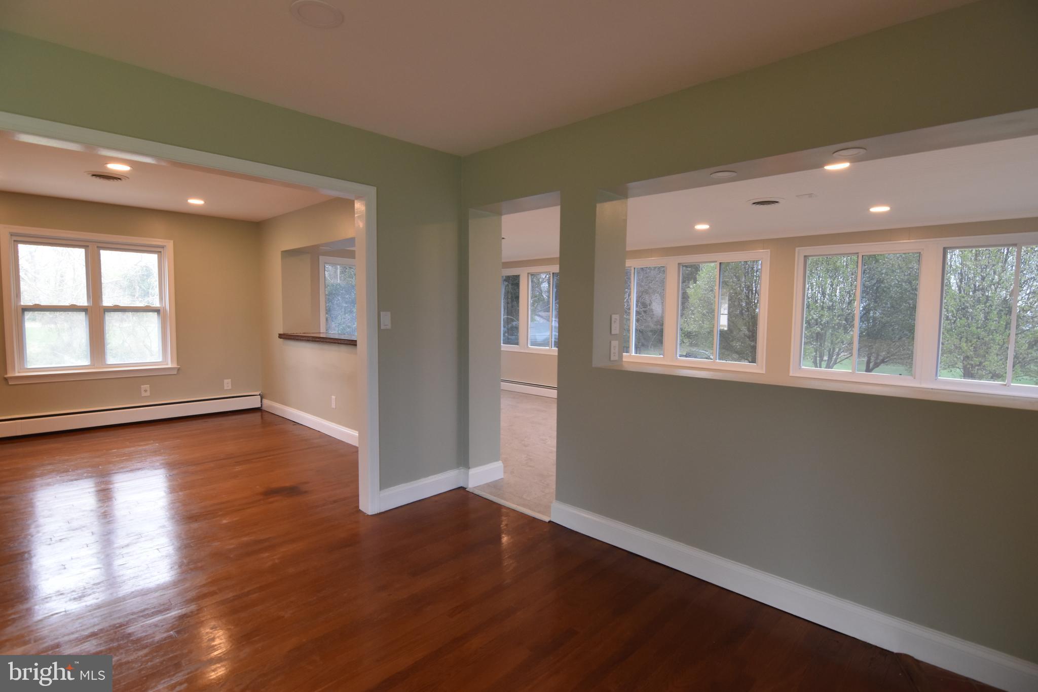 TOWN CREEK - Residential Lease