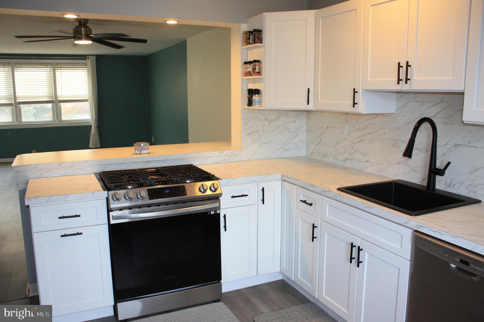 ACADEMY GARDENS - Residential Lease