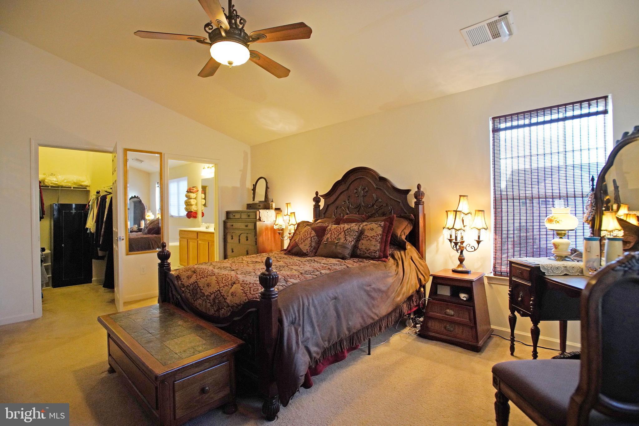 LAKELAND PLACE - Residential