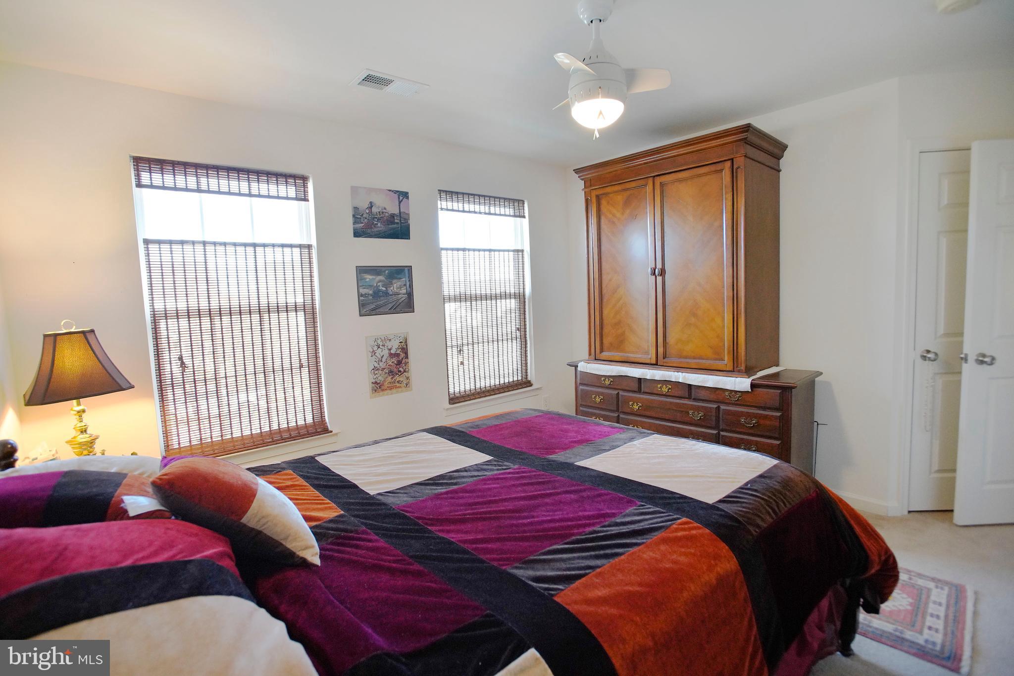 LAKELAND PLACE - Residential