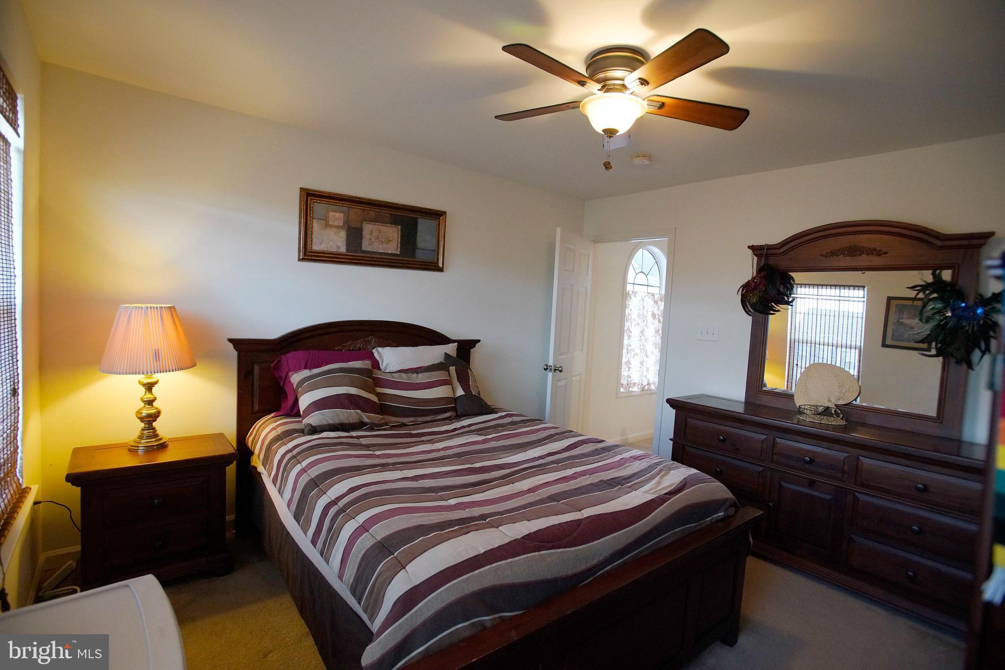 LAKELAND PLACE - Residential