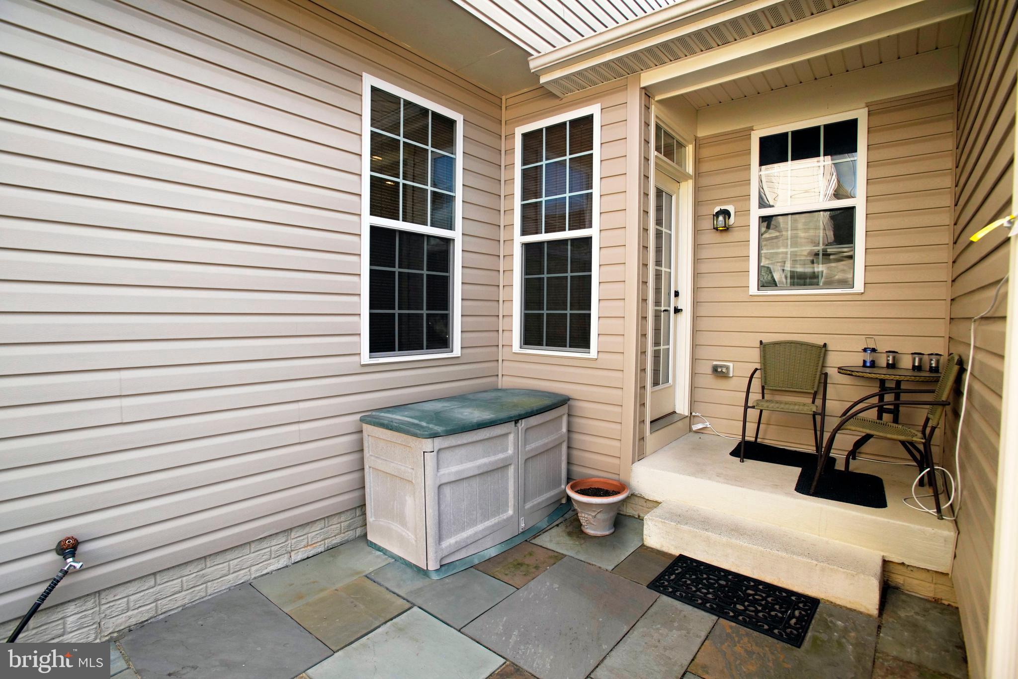 LAKELAND PLACE - Residential