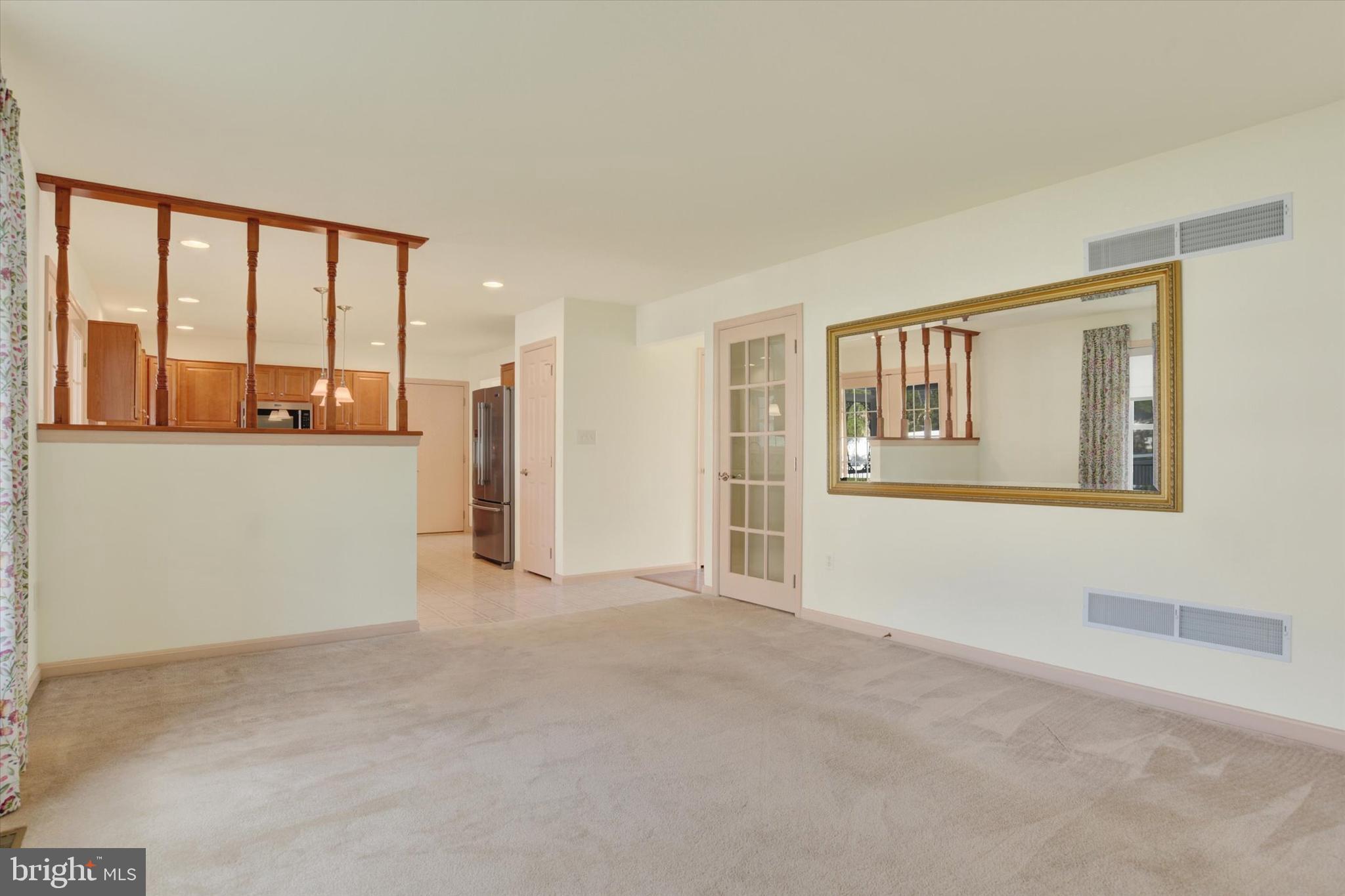 6172 GLENN COURT