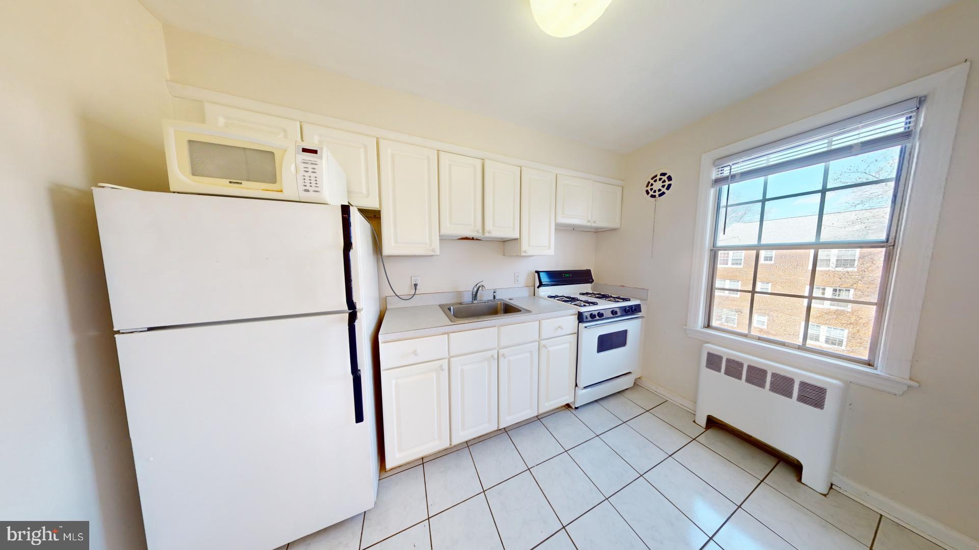 BELLE VIEW CONDOMINIUMS - Residential