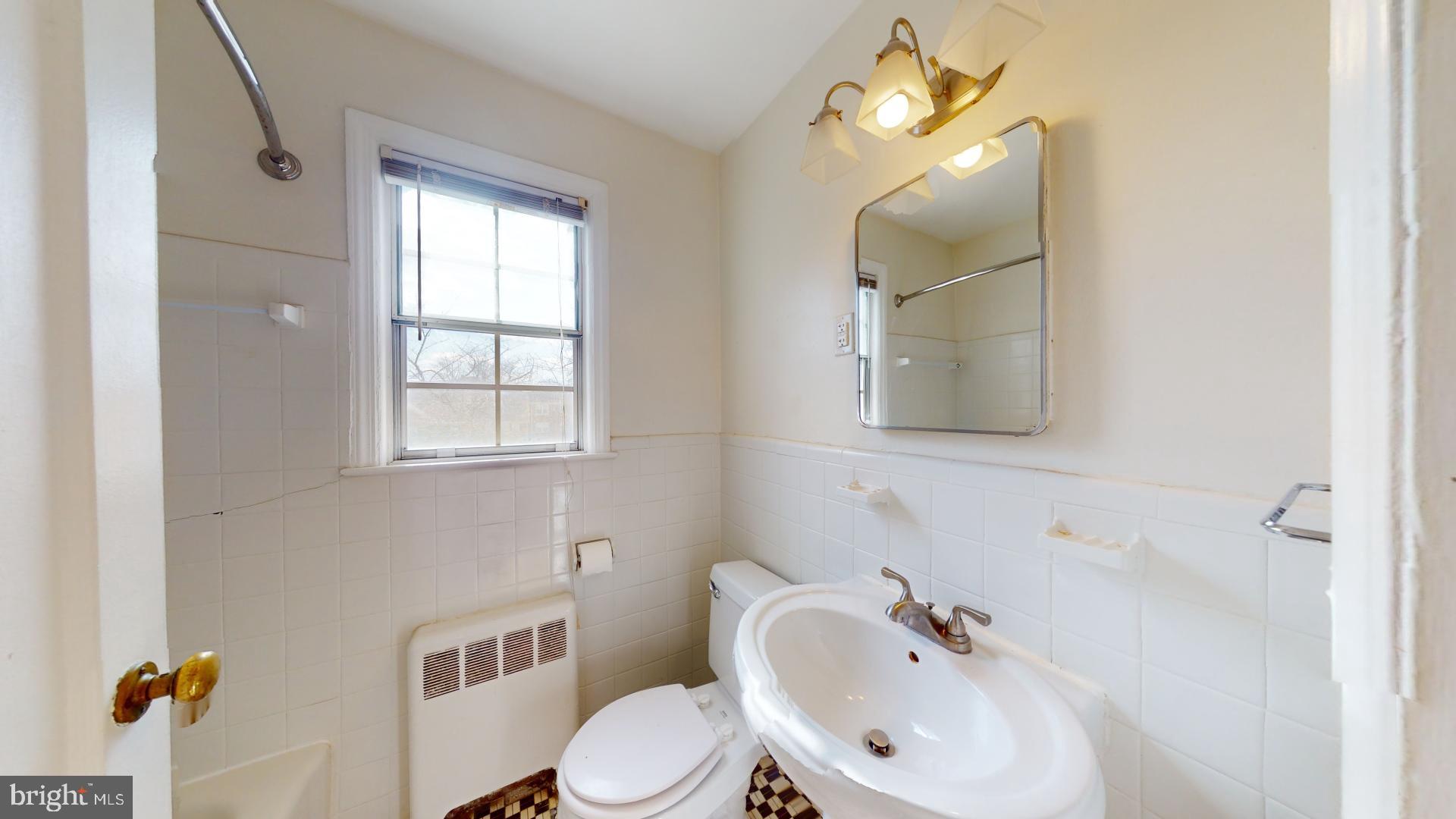 BELLE VIEW CONDOMINIUMS - Residential