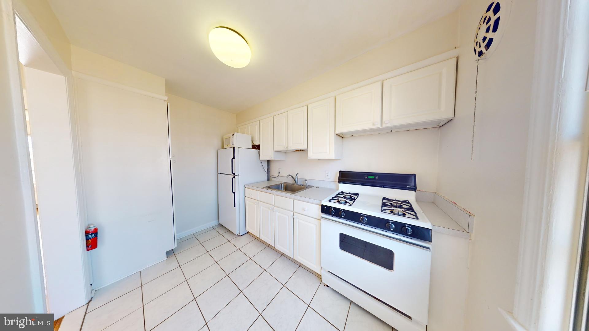 BELLE VIEW CONDOMINIUMS - Residential