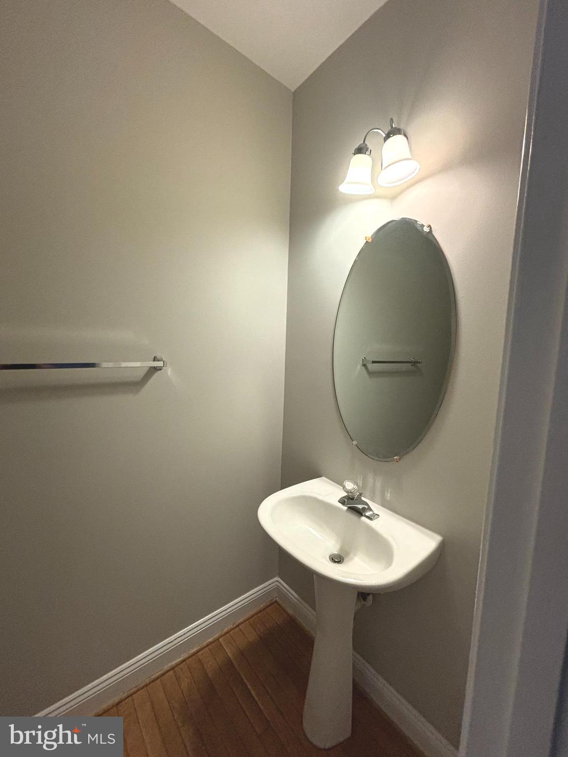 FOX HOLLOW - Residential