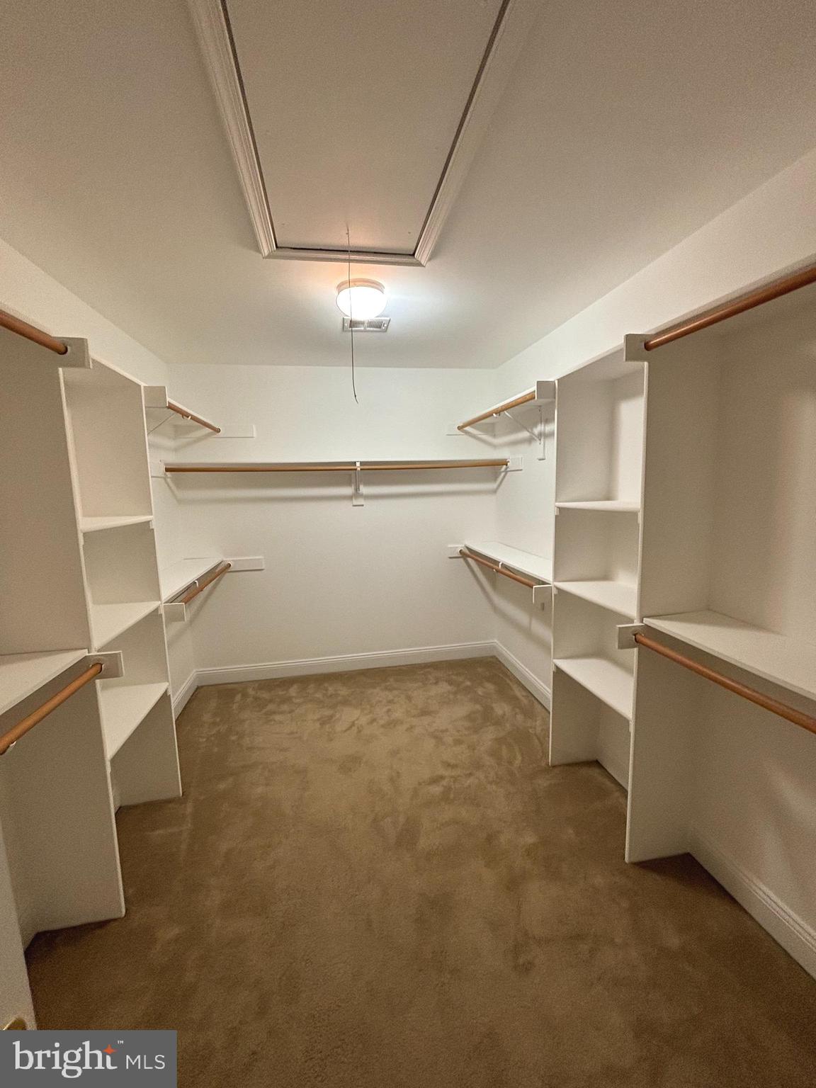 FOX HOLLOW - Residential