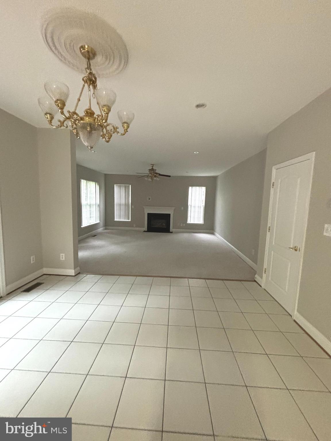 FOX HOLLOW - Residential