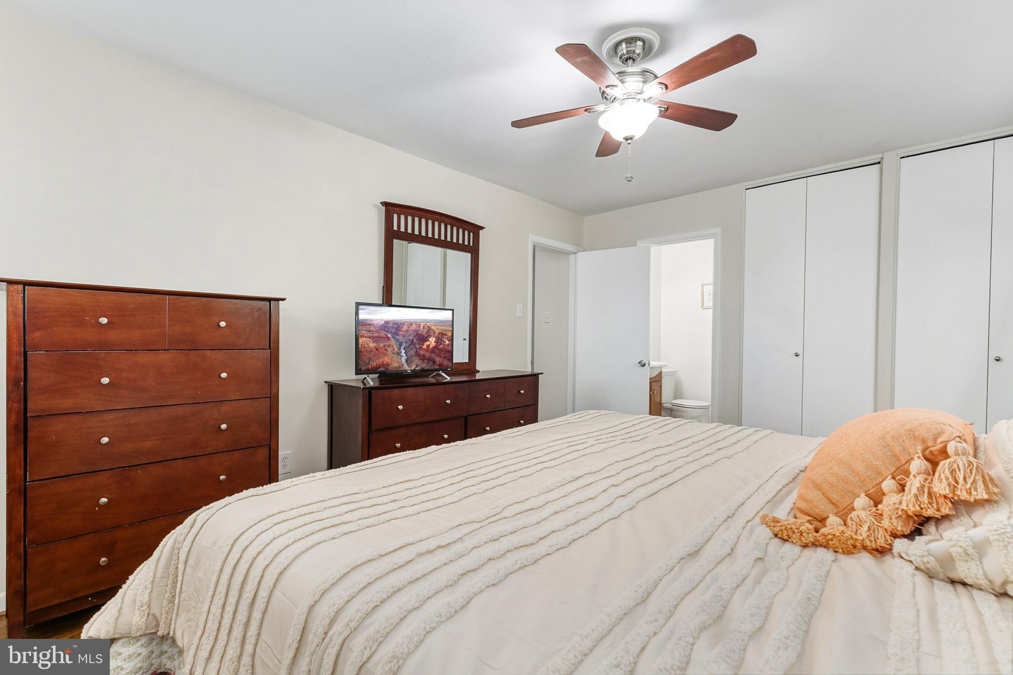 PARKSIDE CONDOMINIUMS - Residential