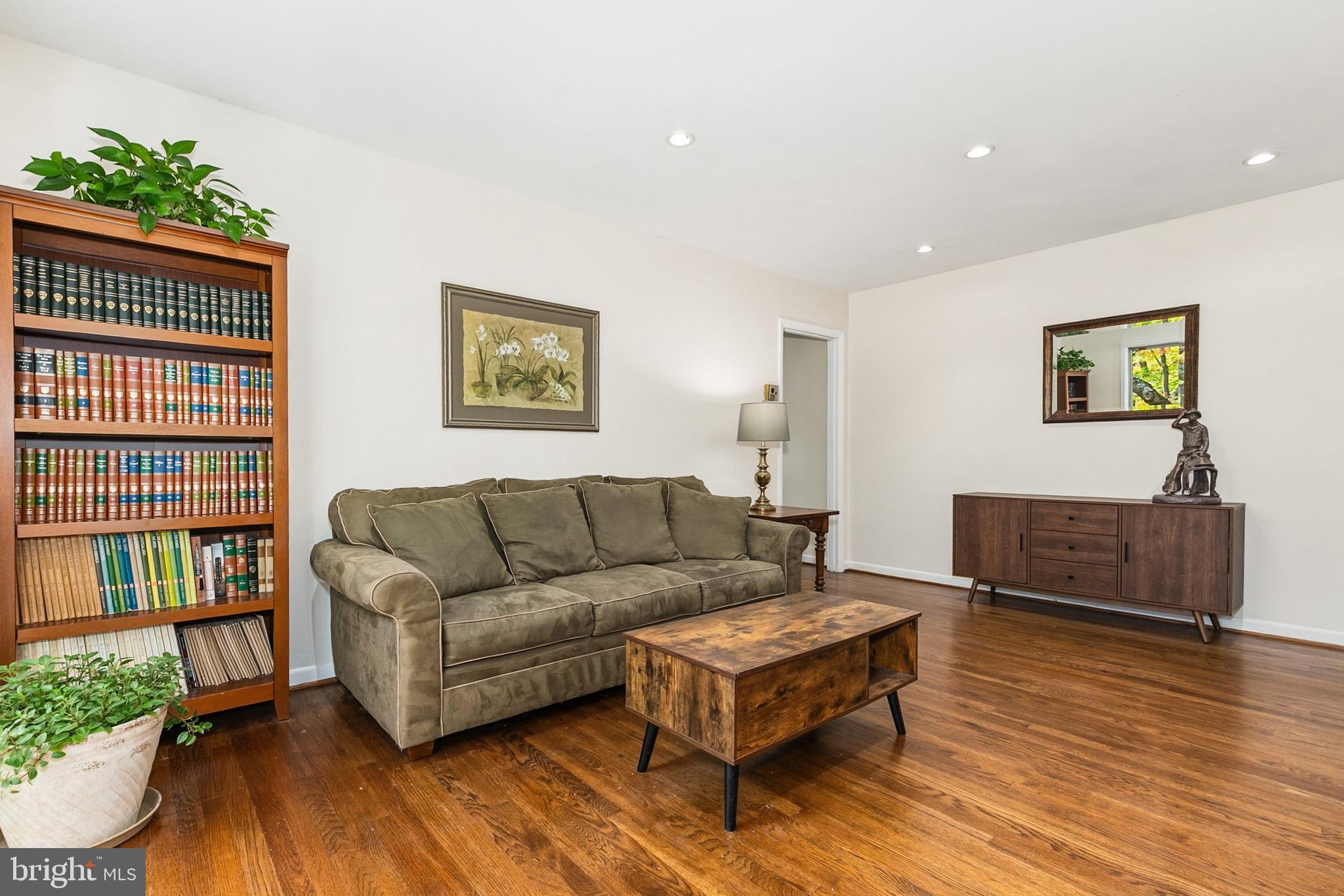 PARKSIDE CONDOMINIUMS - Residential