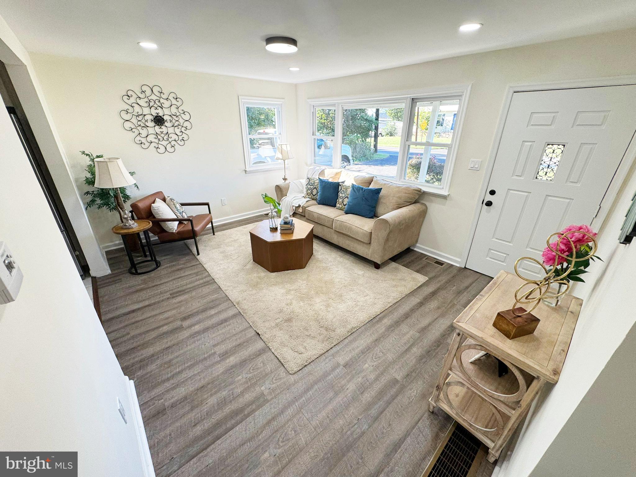 LANGHORNE TERRACE - Residential