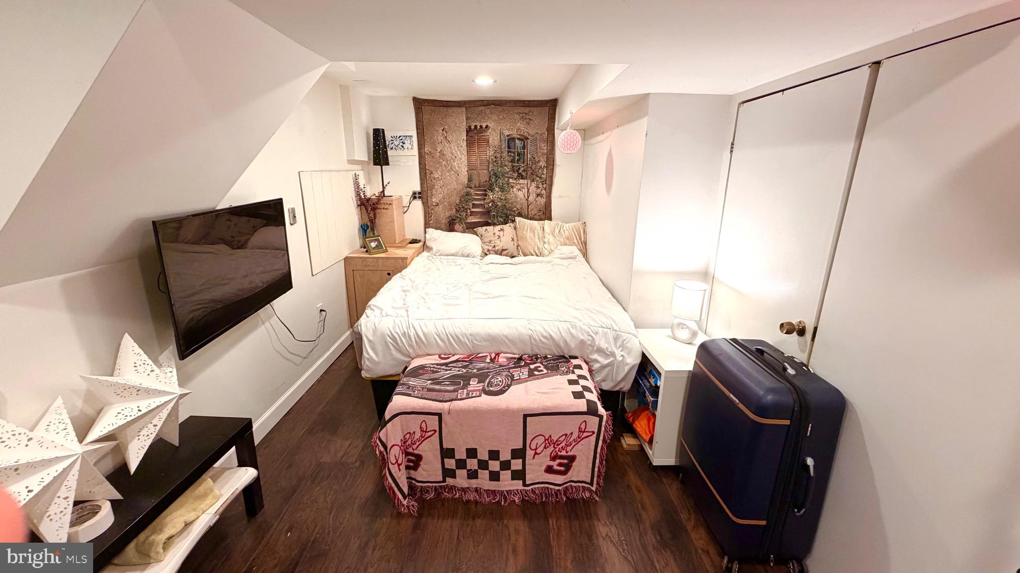 NOTTINGHAM - Residential