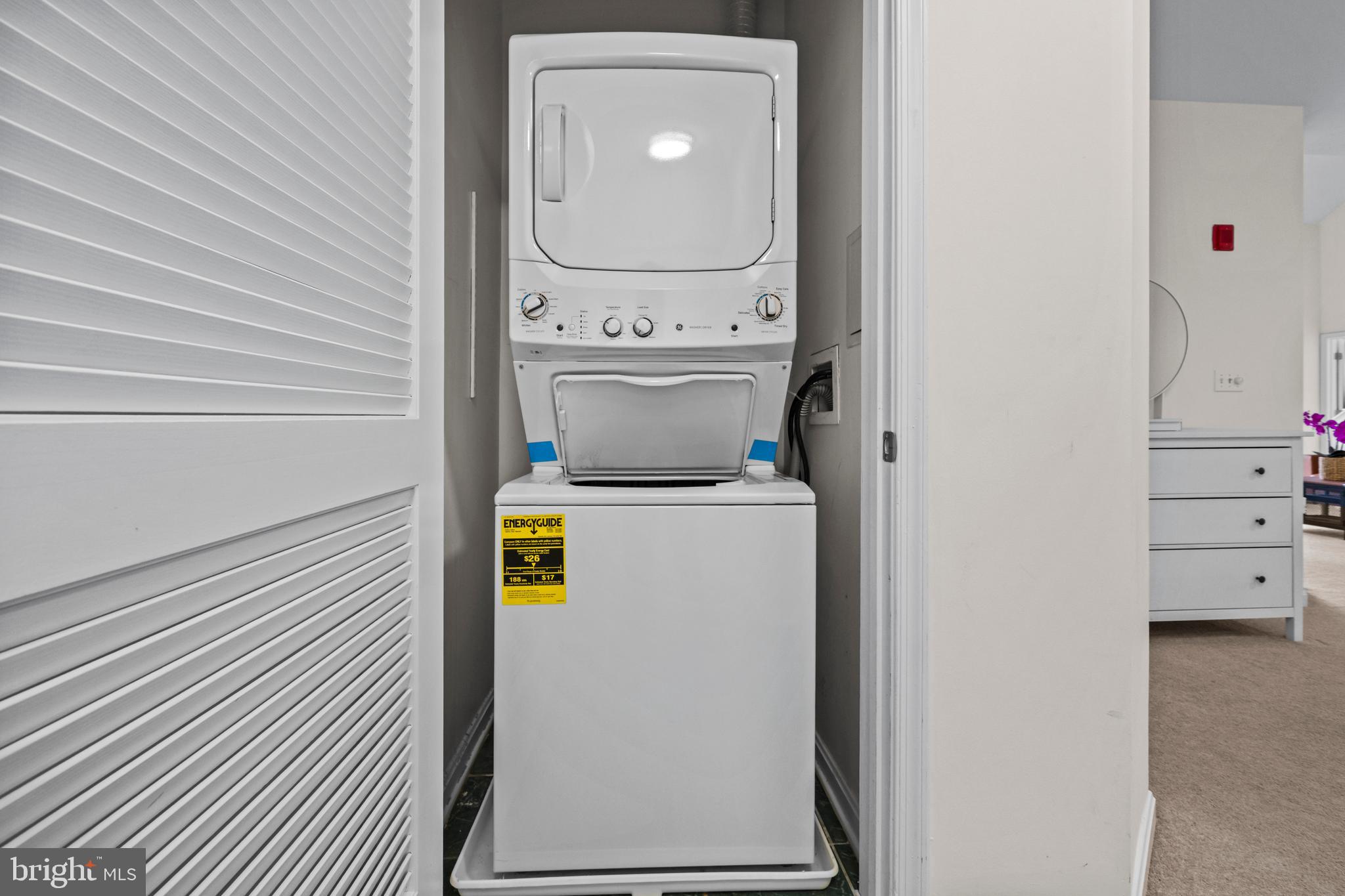 WESTBROOK COURT - Residential