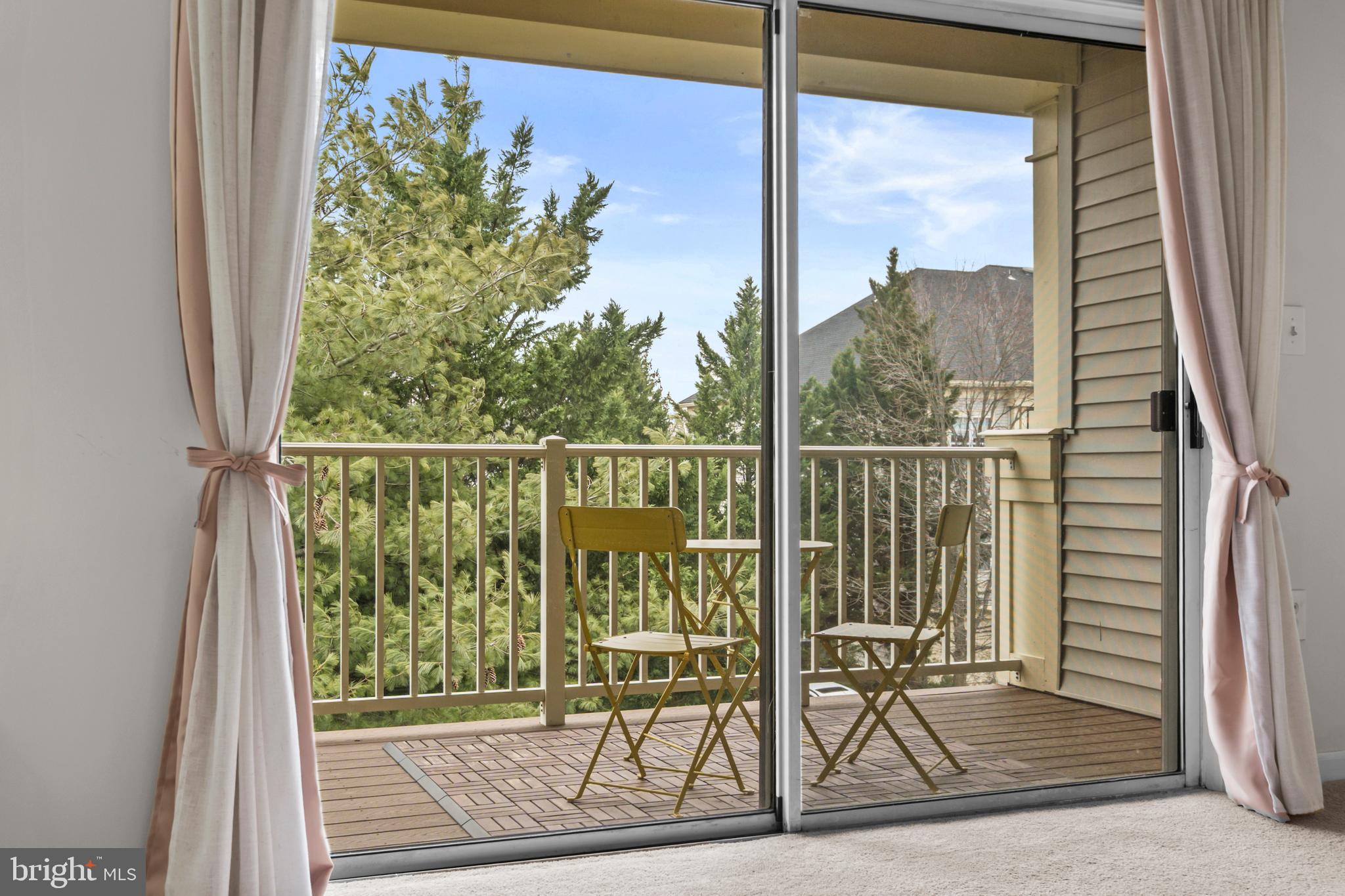 WESTBROOK COURT - Residential