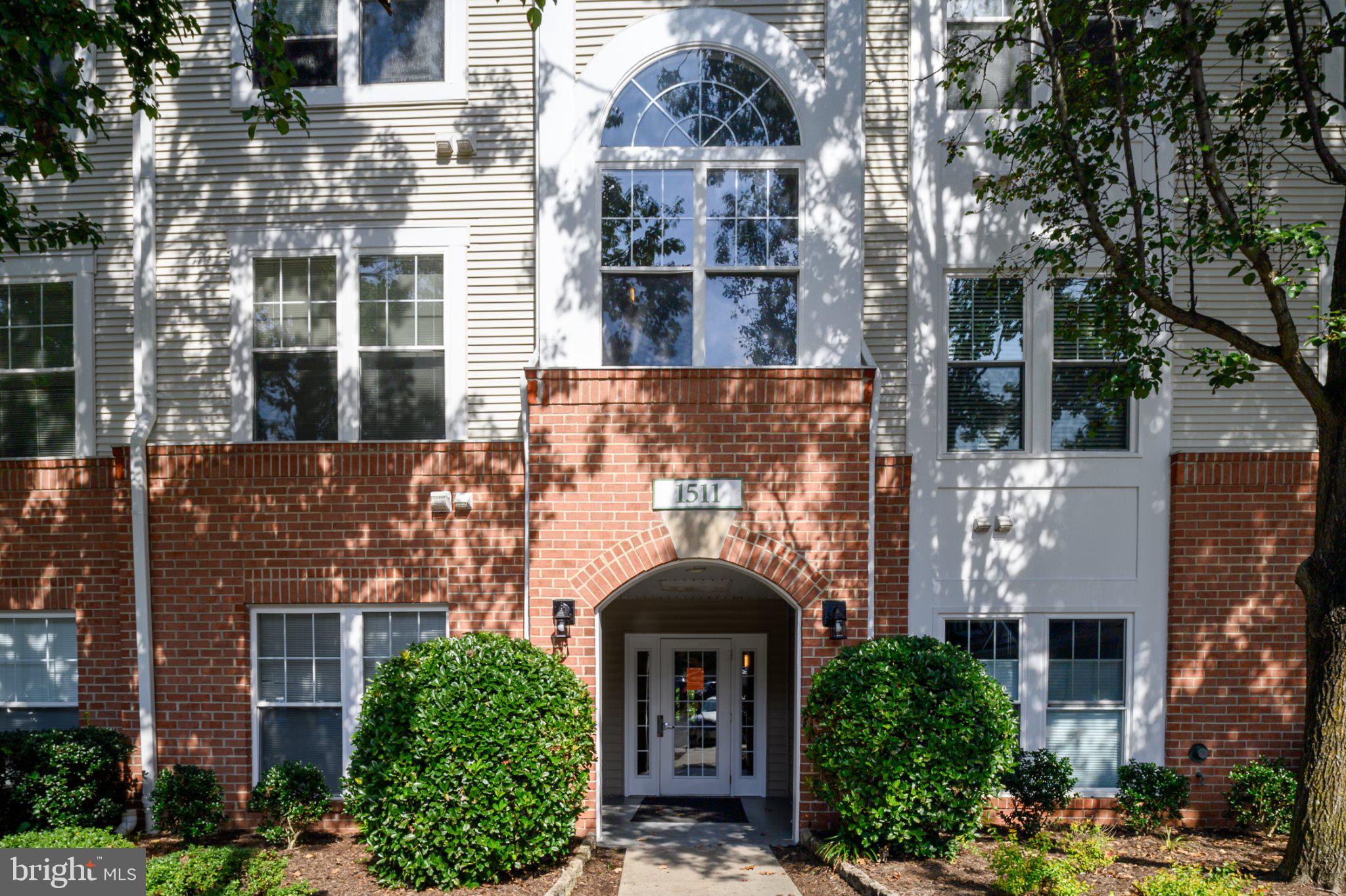 1511 N N POINT DRIVE 304