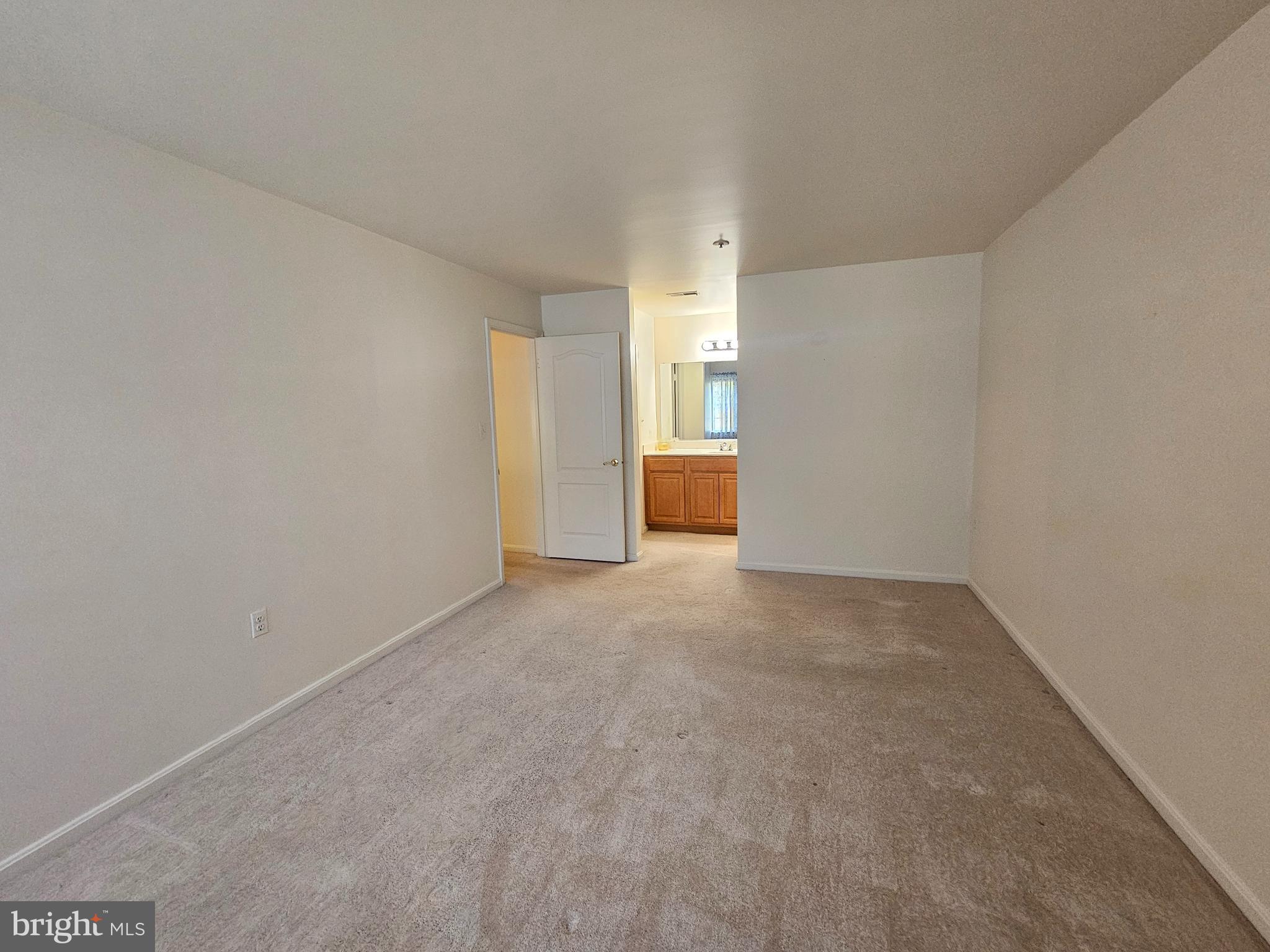 MONTGOMERY RUN - Residential