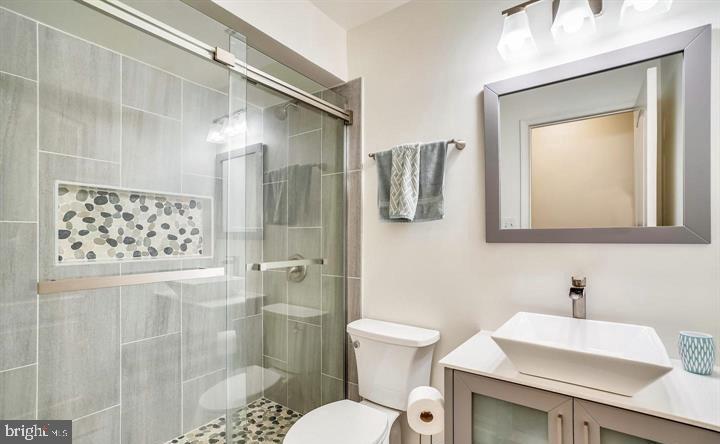 MONTGOMERY RUN - Residential