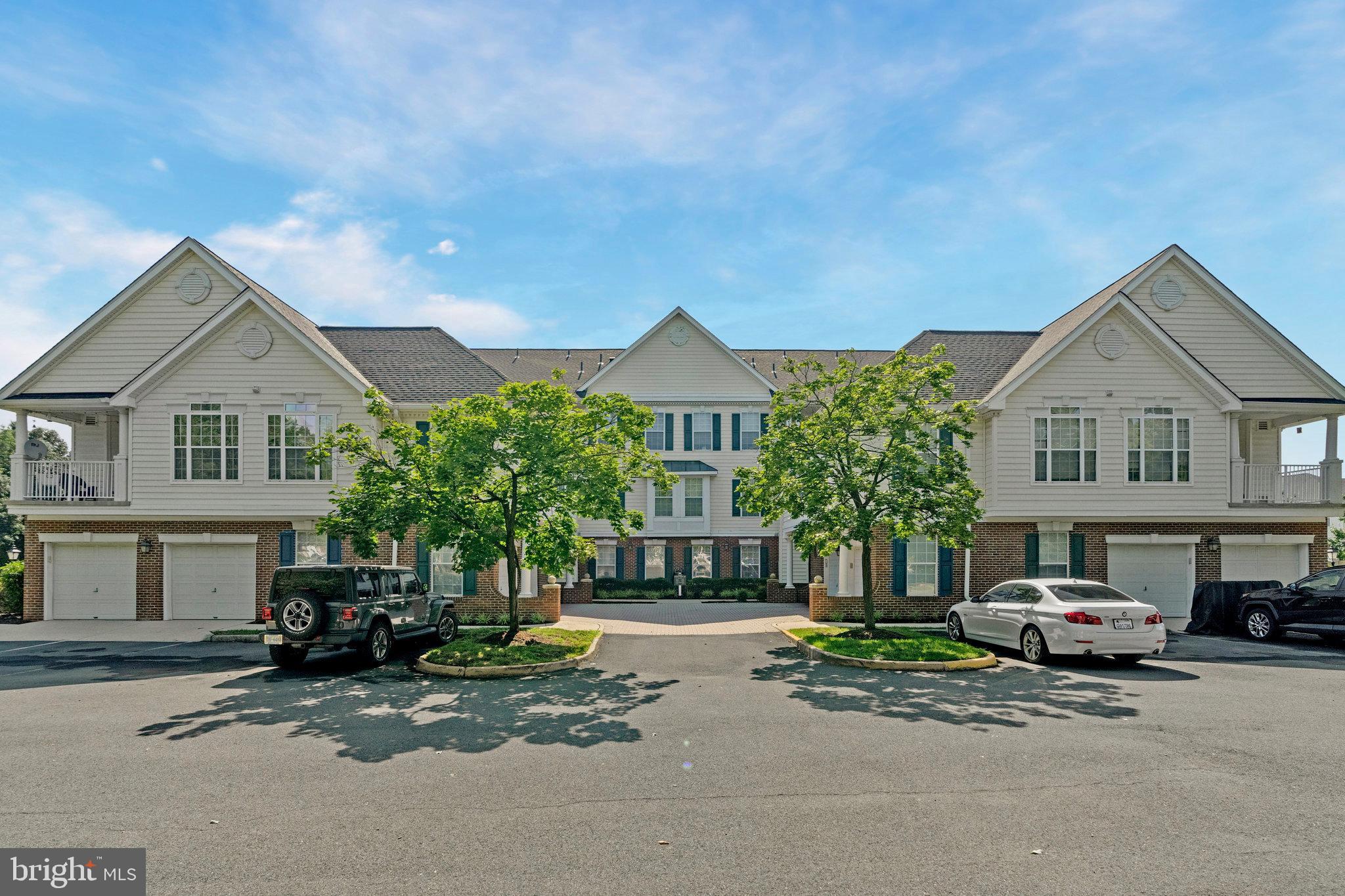 25230 POND VIEW SQUARE 301