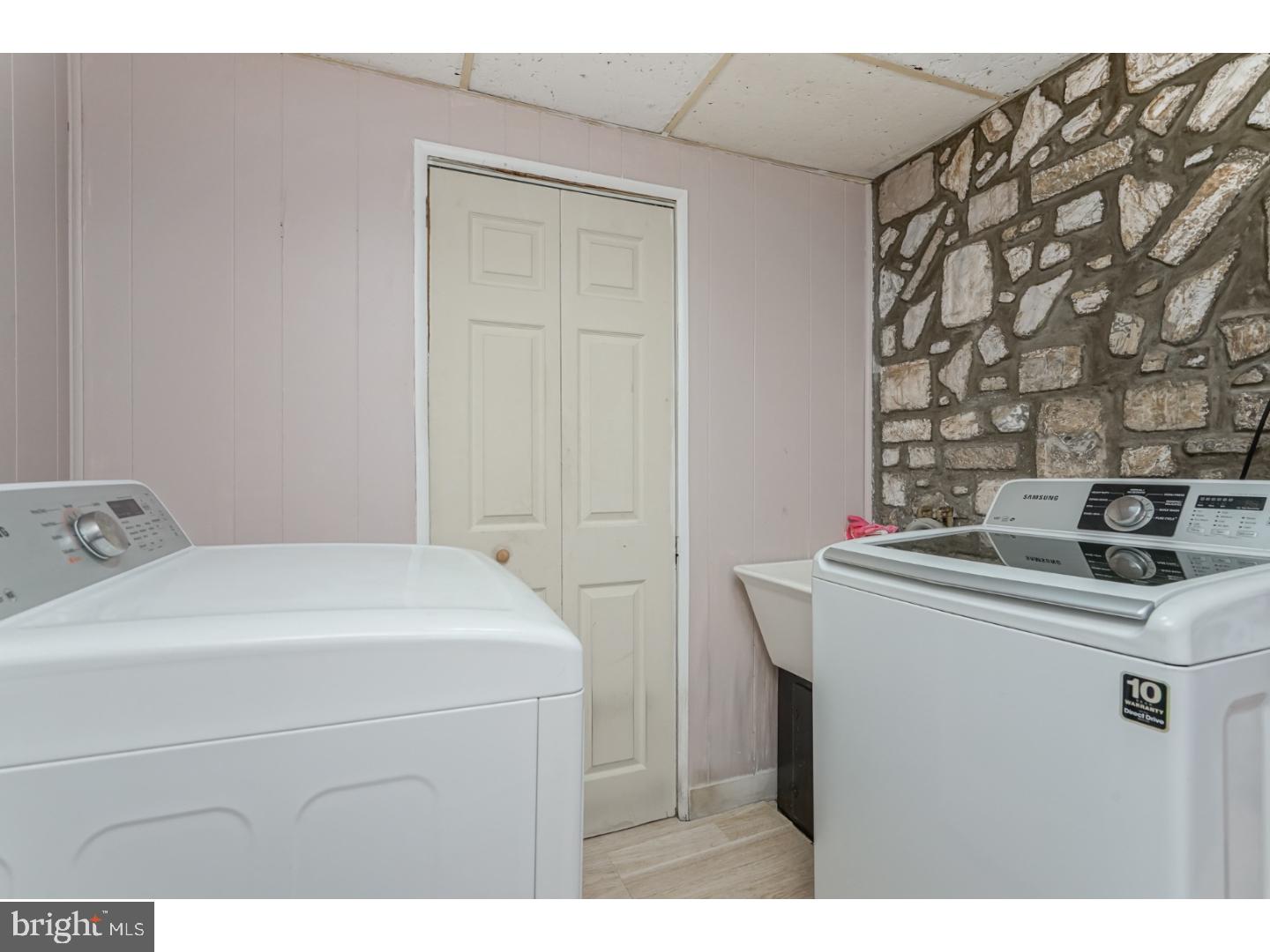 BRIDESBURG - Residential