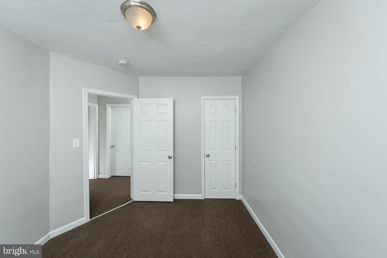 EAST ARLINGTON - Residential