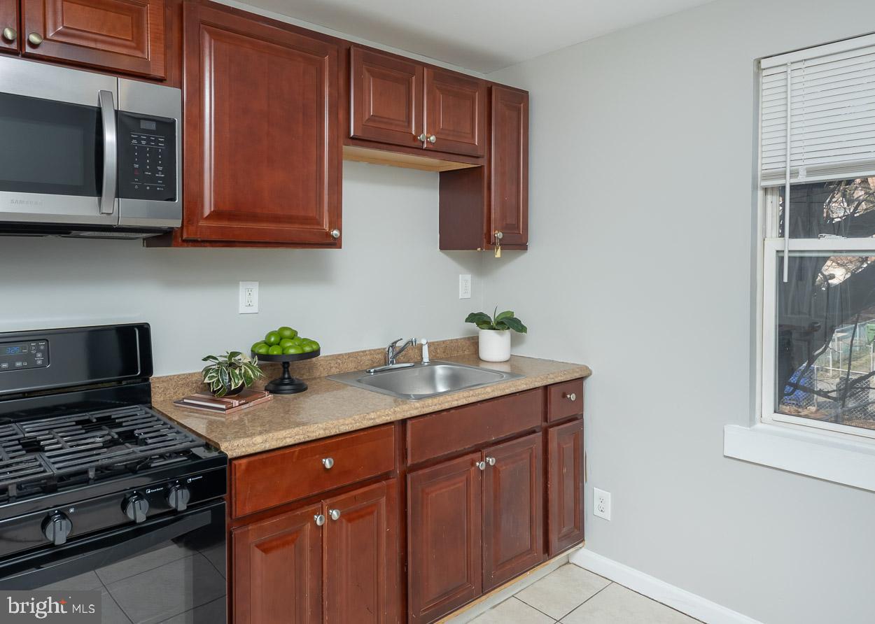 EAST ARLINGTON - Residential