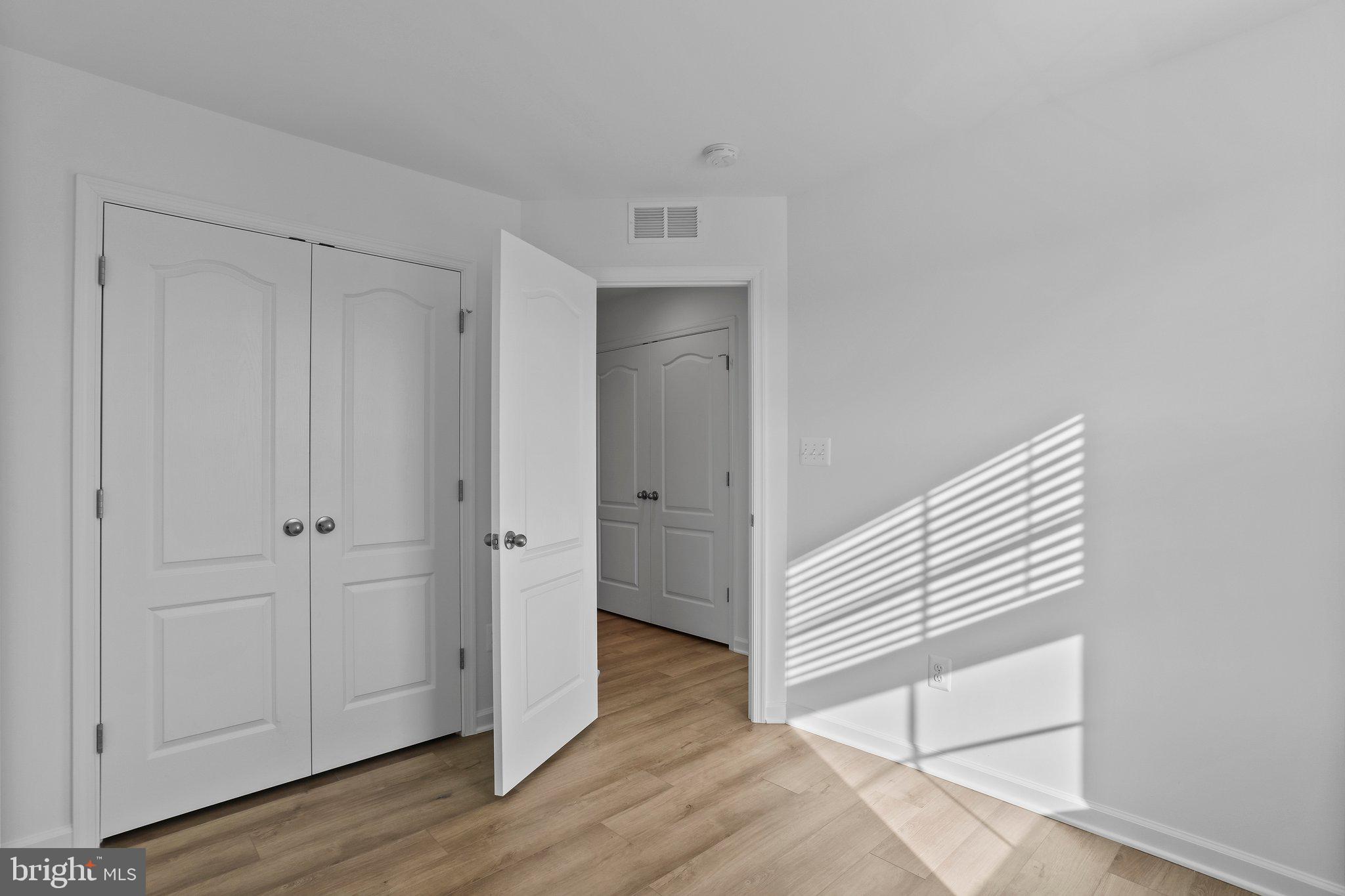 MCCAULEY CROSSING - Residential