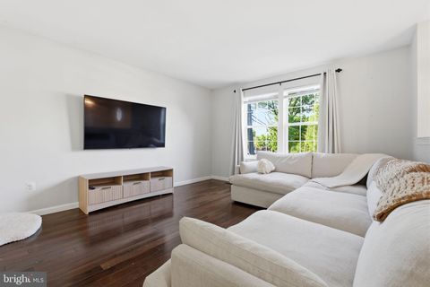 Tiny photo for 4603 Charles Avenue, BALTIMORE, MD 21206 (MLS # MDBC2159866)