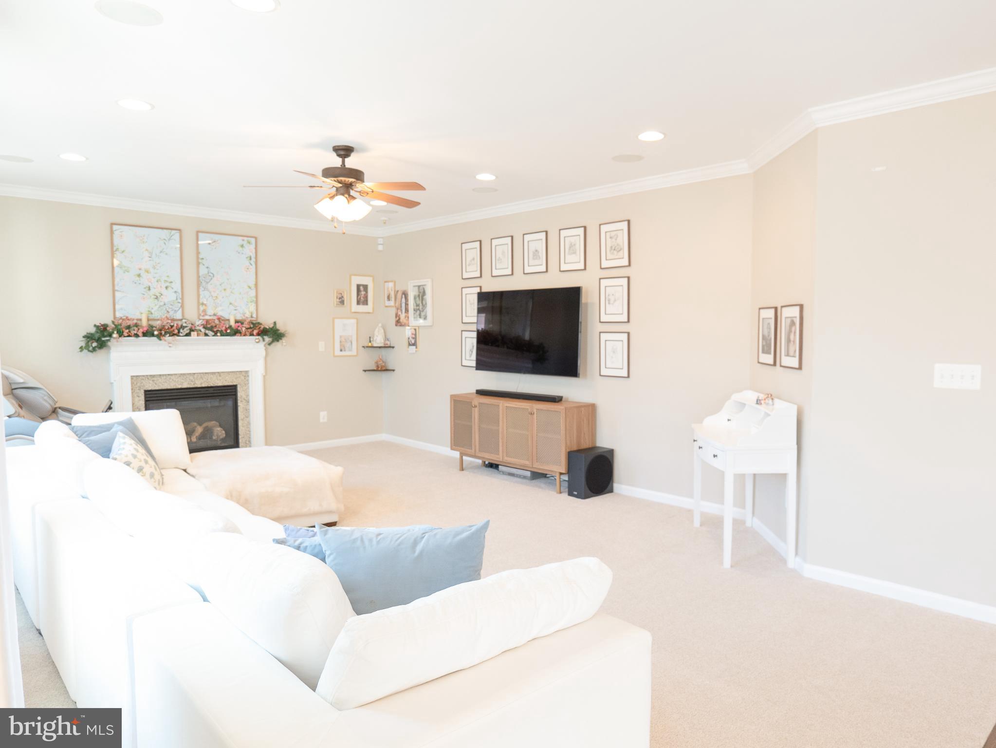 BROOKSIDE - Residential