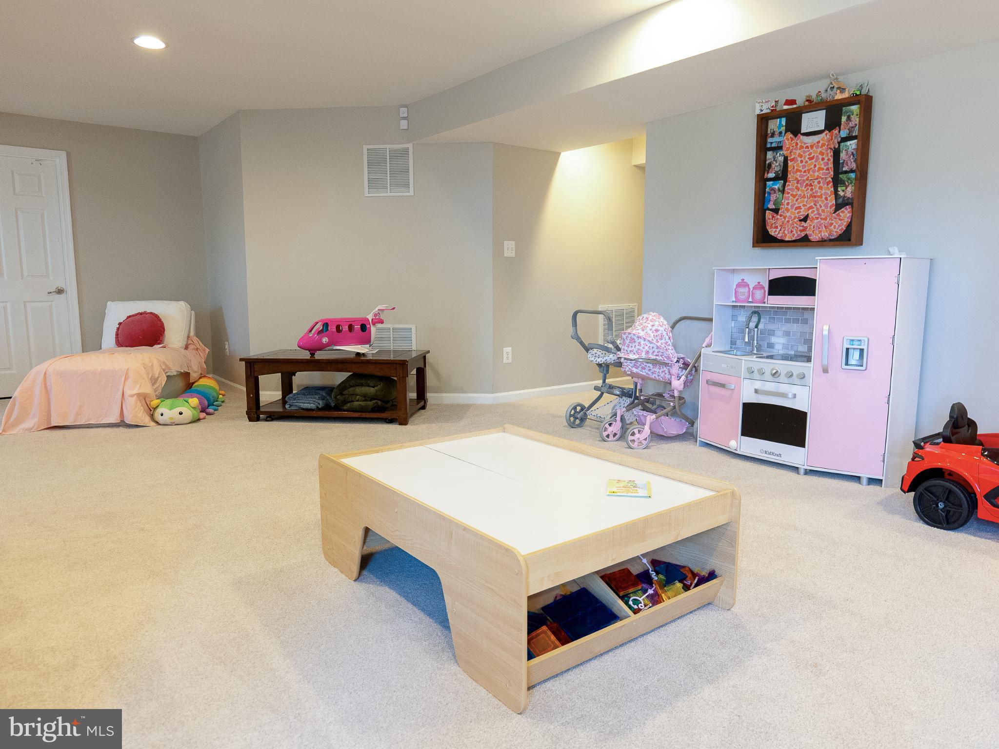 BROOKSIDE - Residential