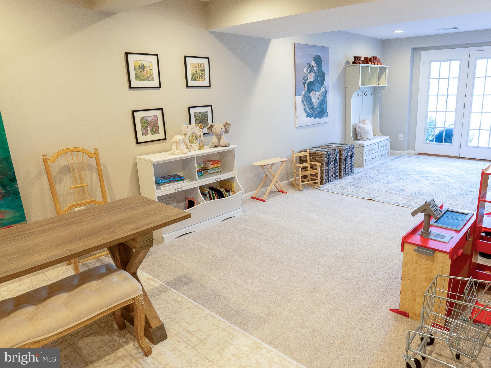 BROOKSIDE - Residential