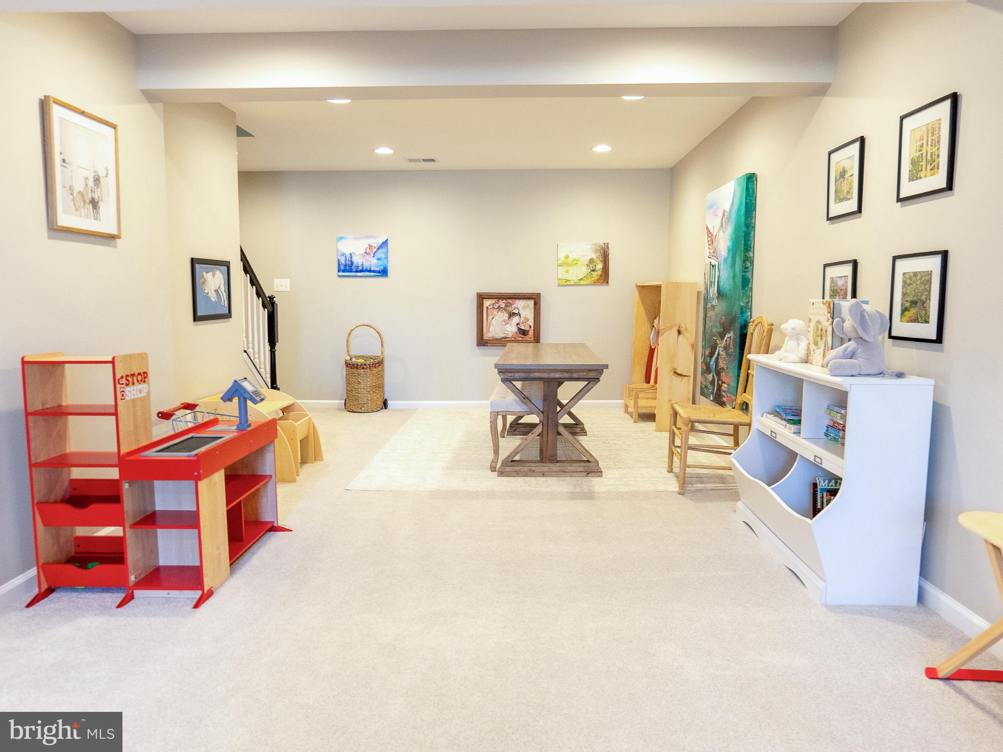 BROOKSIDE - Residential