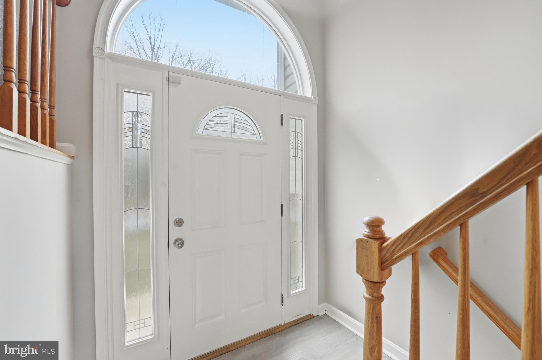 LAKE LAND - Residential