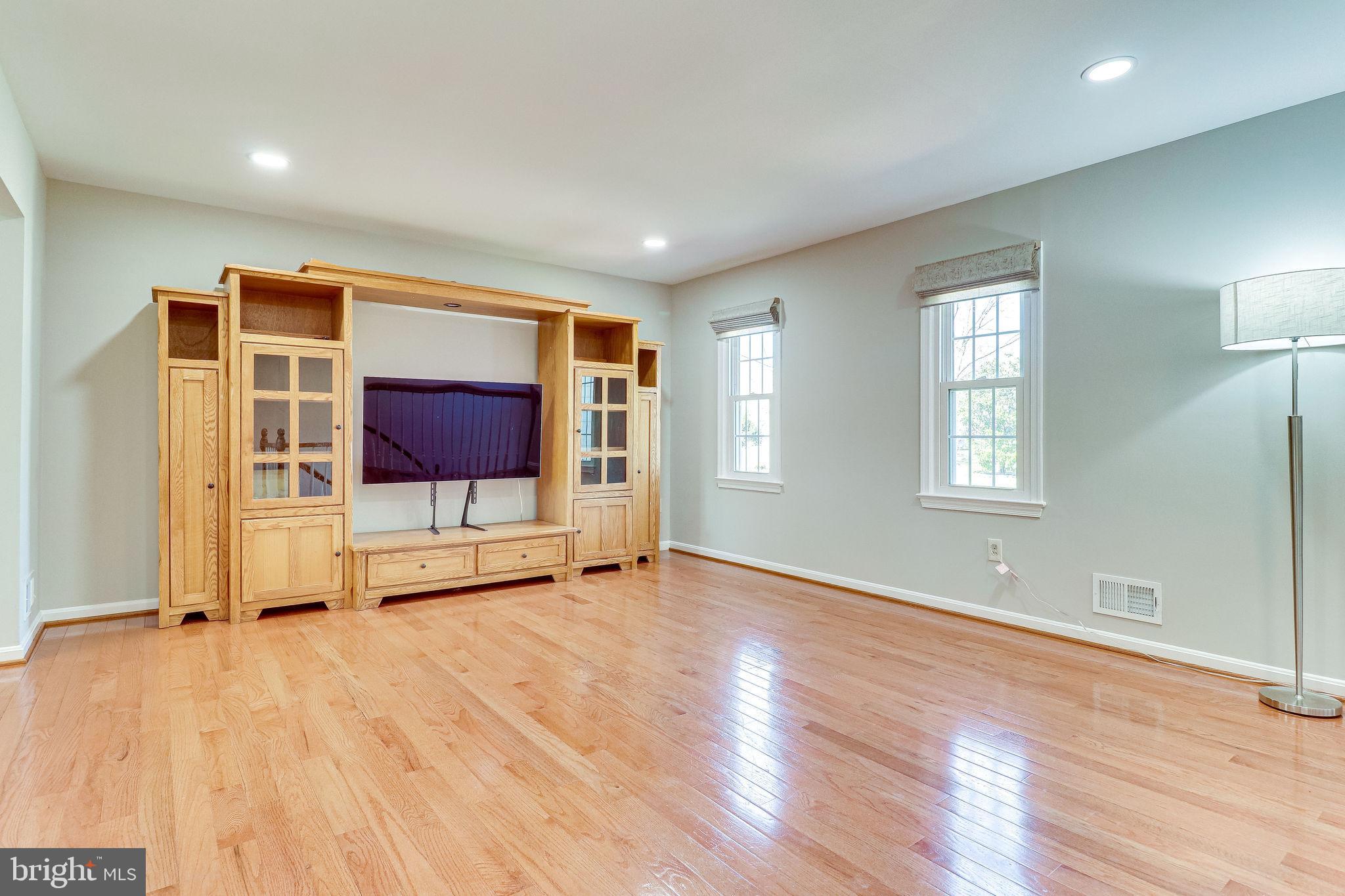 SARATOGA - Residential