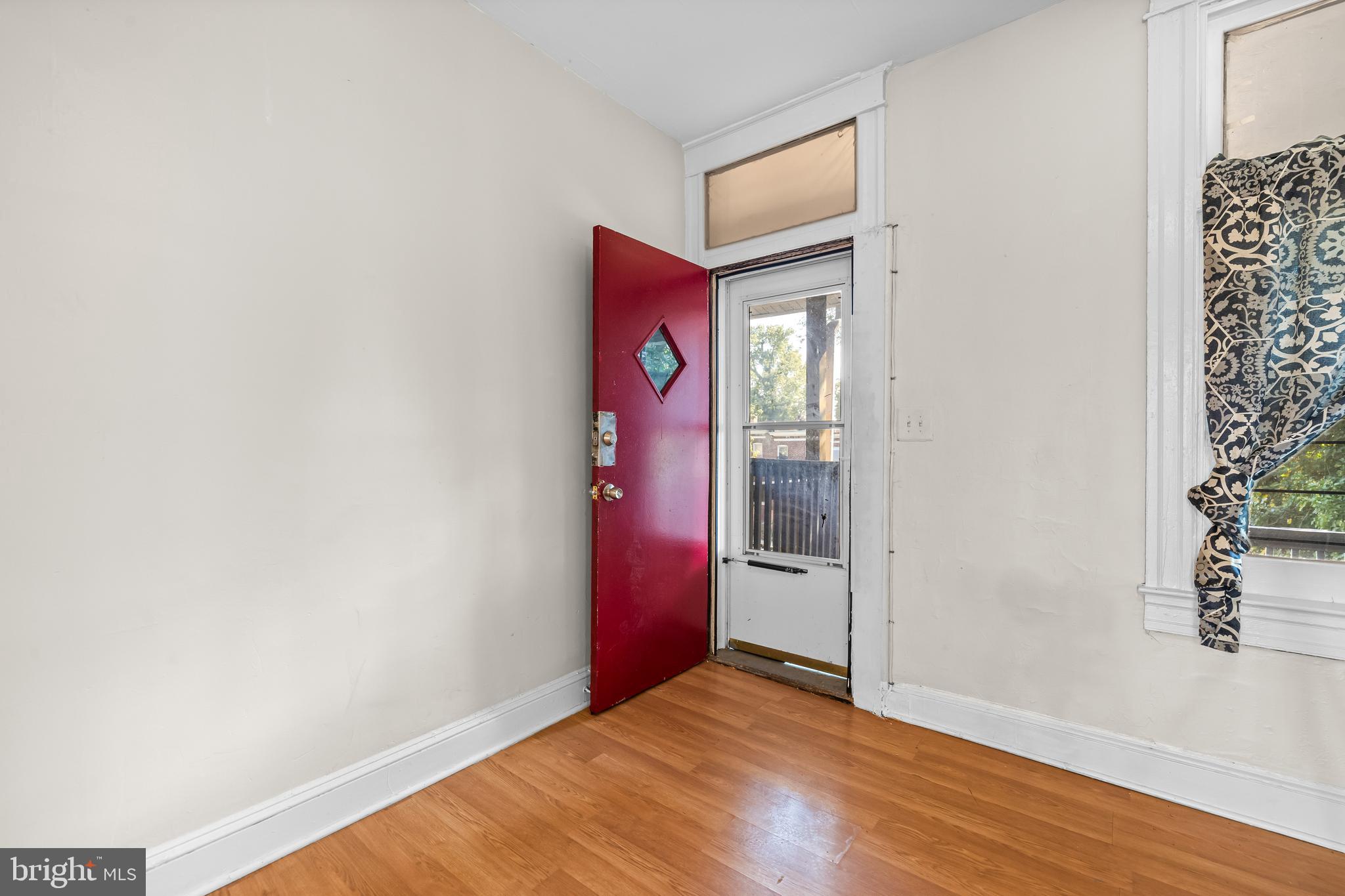 EDGEWOOD - Residential