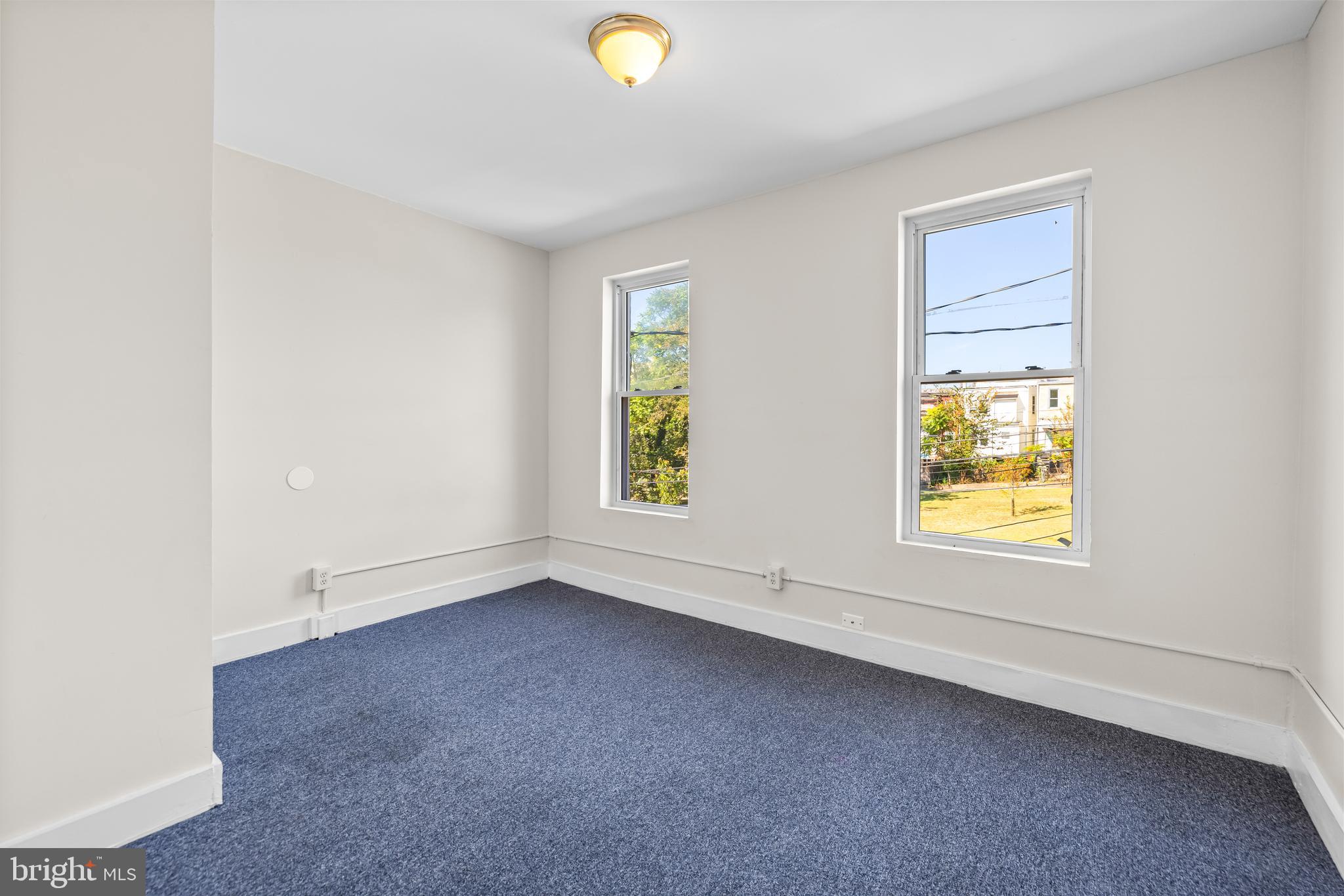 EDGEWOOD - Residential