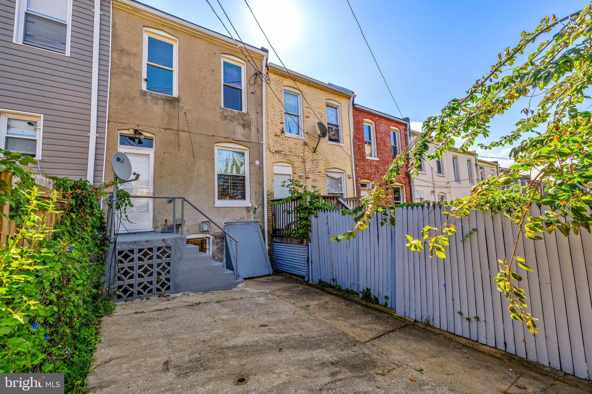 EDGEWOOD - Residential