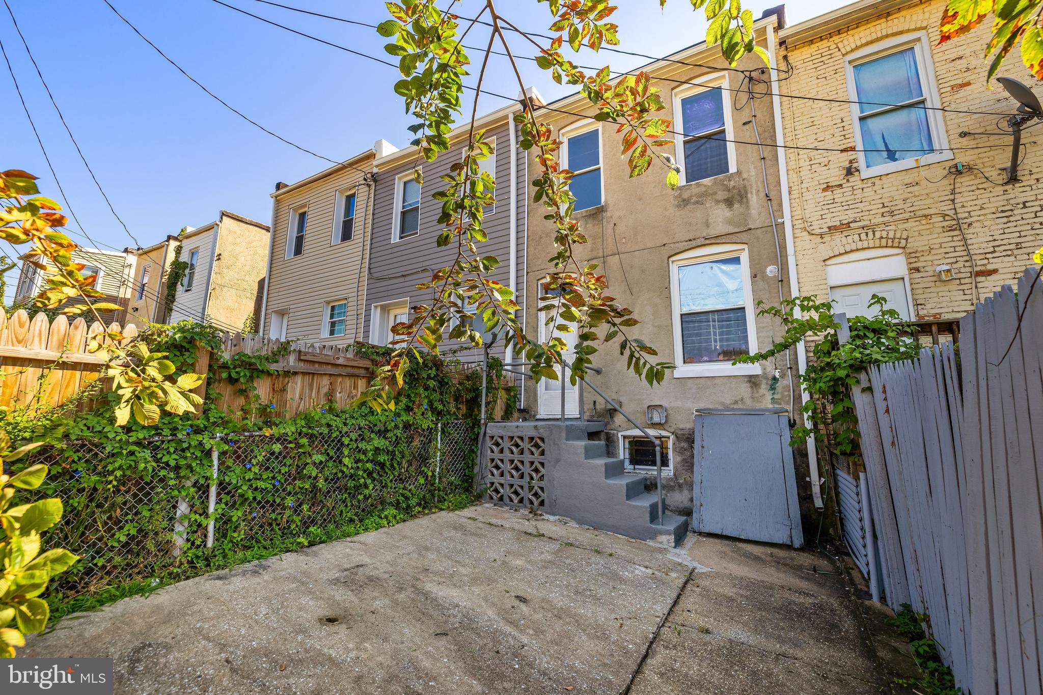 EDGEWOOD - Residential