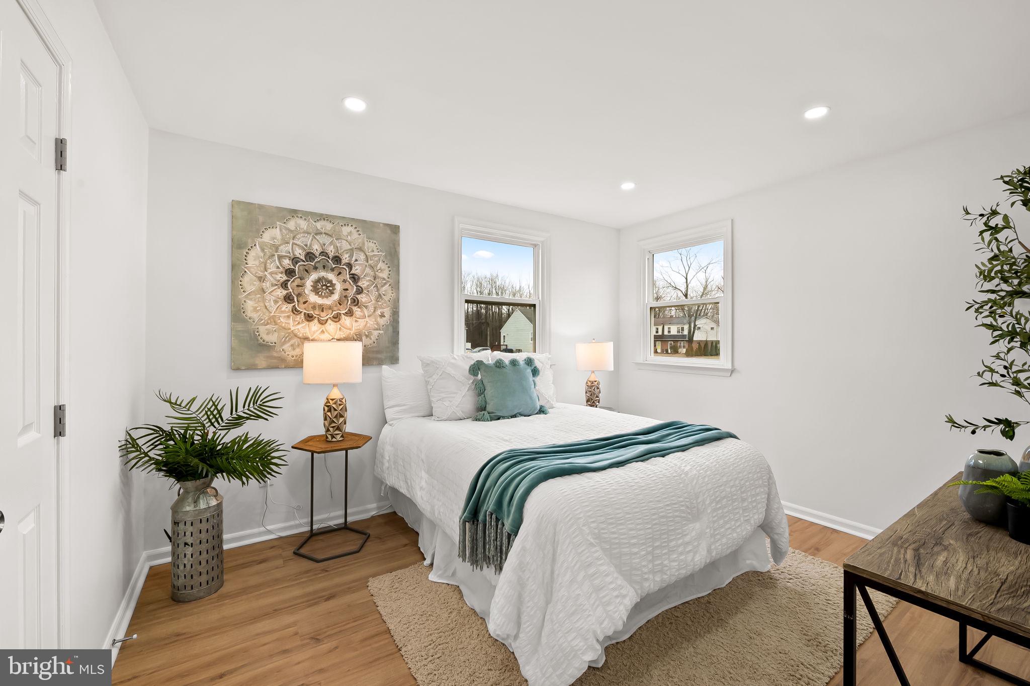 LYNDHURST - Residential