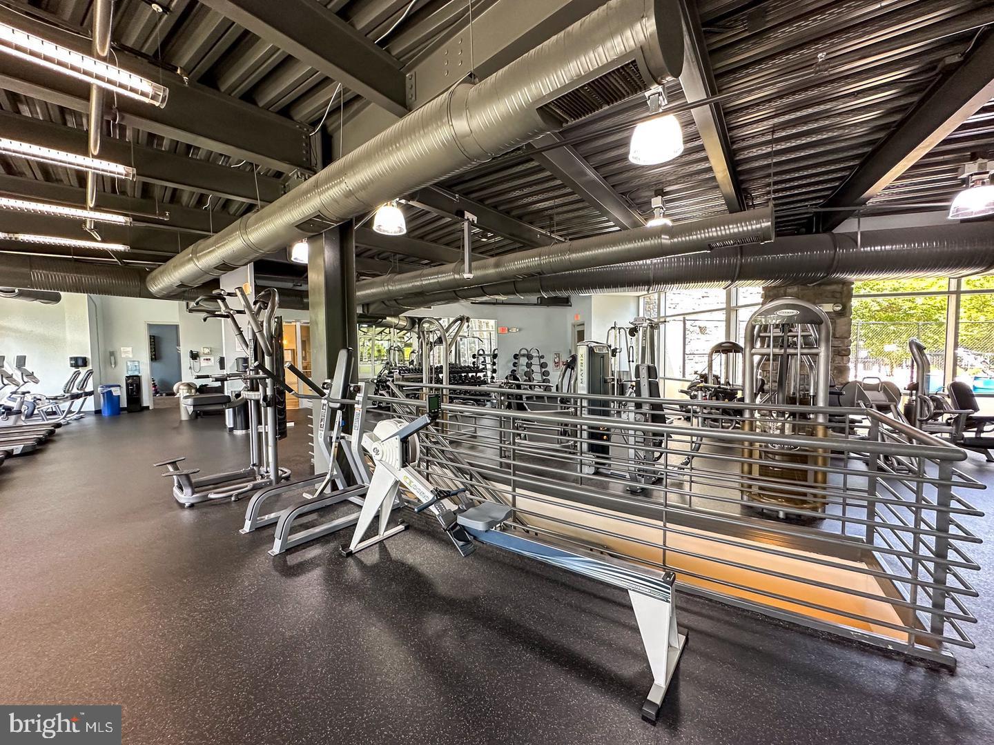 POTOMAC CLUB - Residential Lease