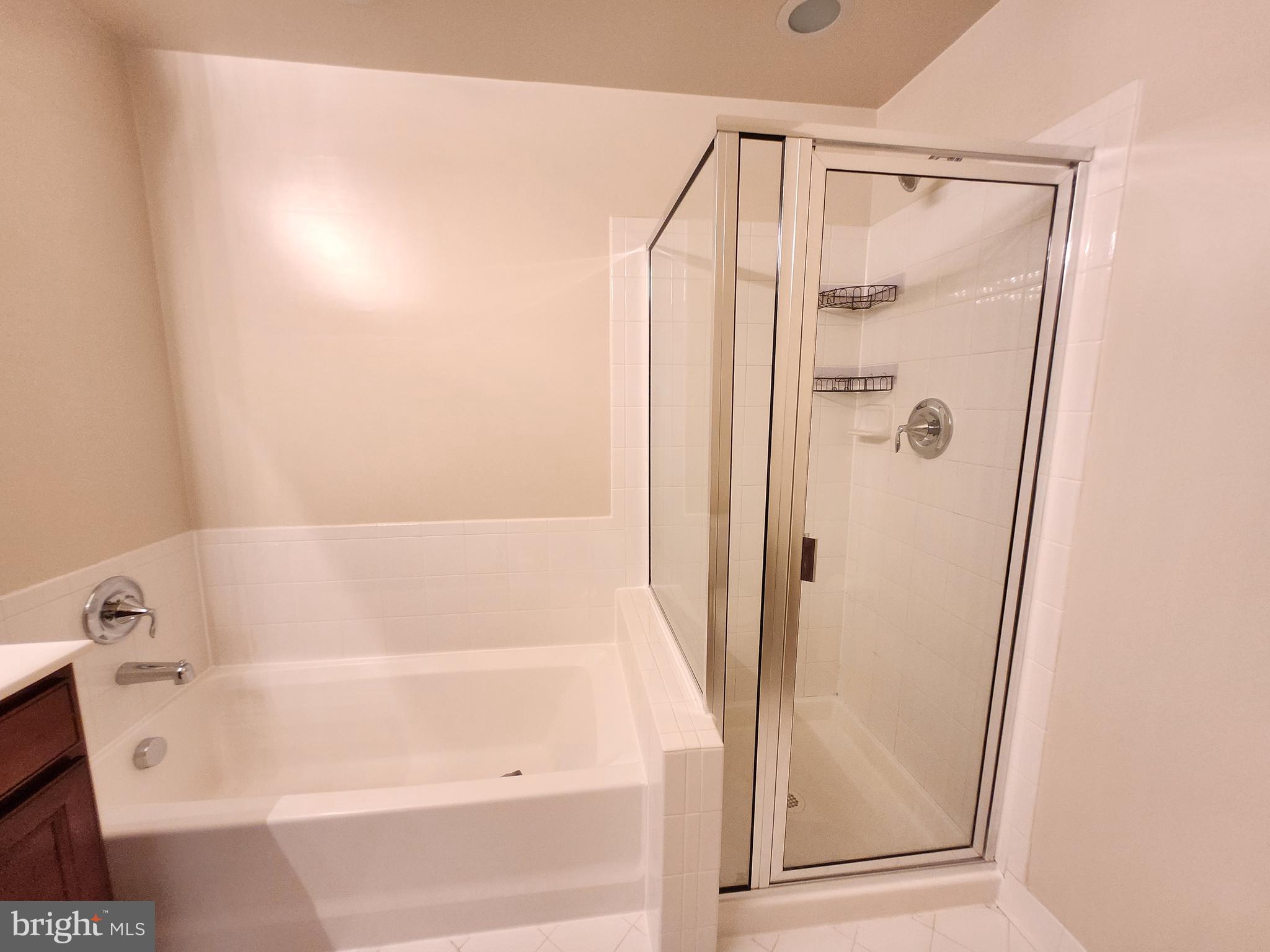 POTOMAC CLUB - Residential Lease