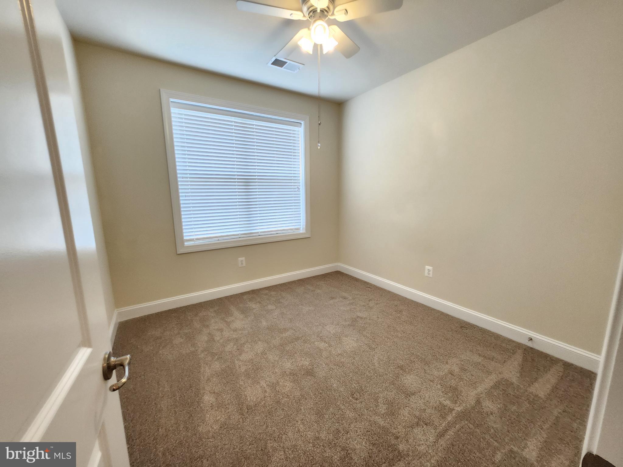 POTOMAC CLUB - Residential Lease