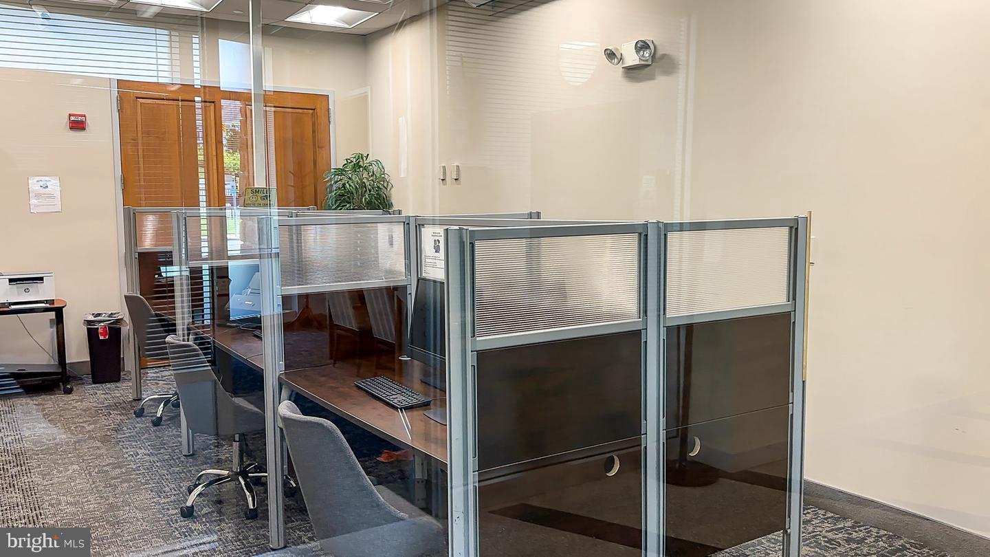 POTOMAC CLUB - Residential Lease