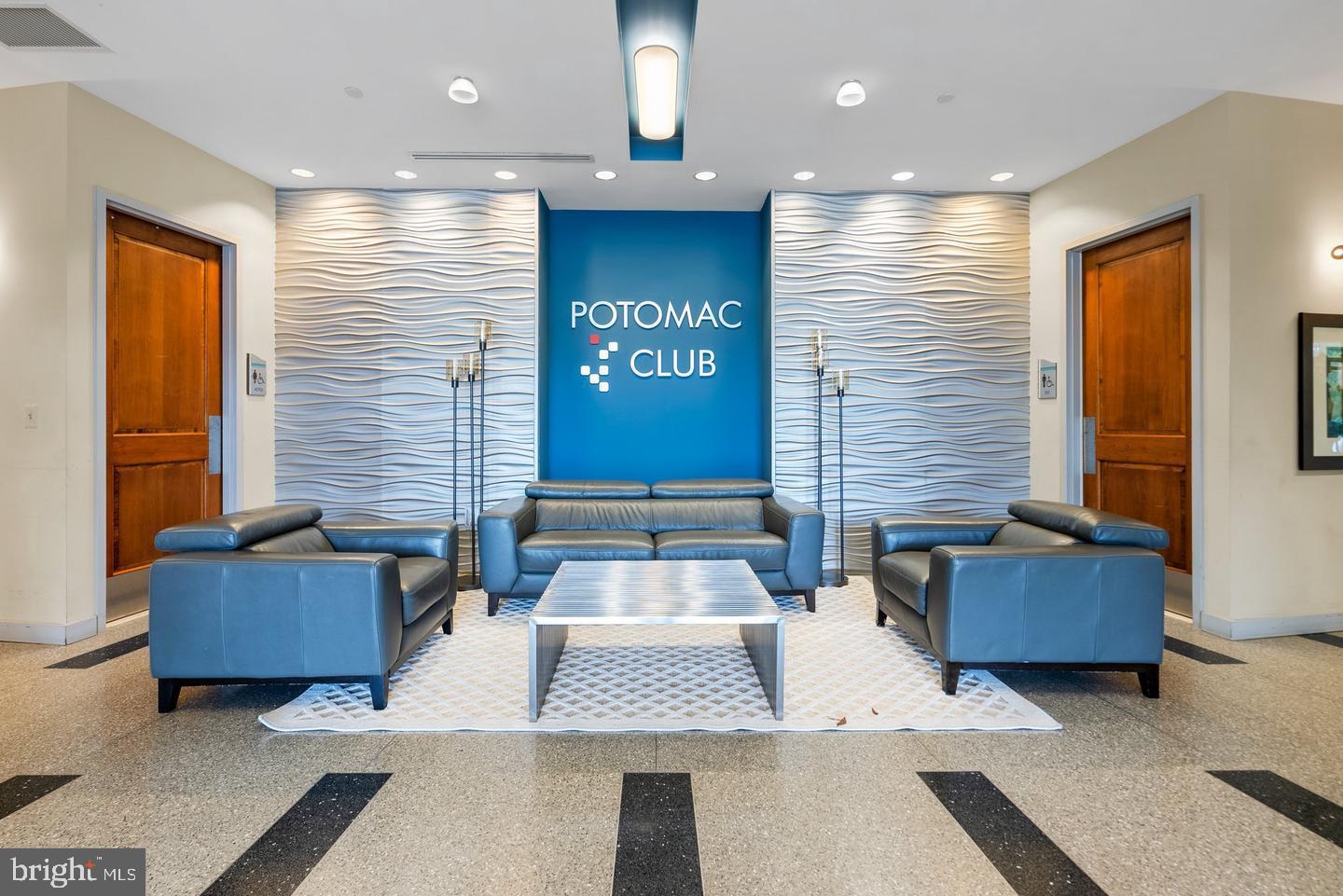 POTOMAC CLUB - Residential Lease