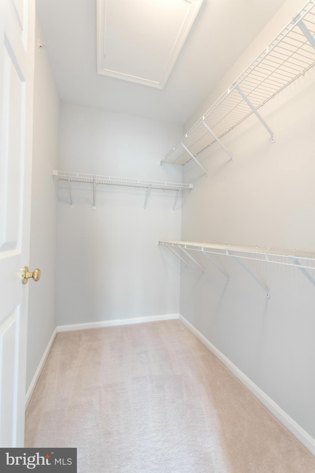 POTOMAC LAKES - Residential