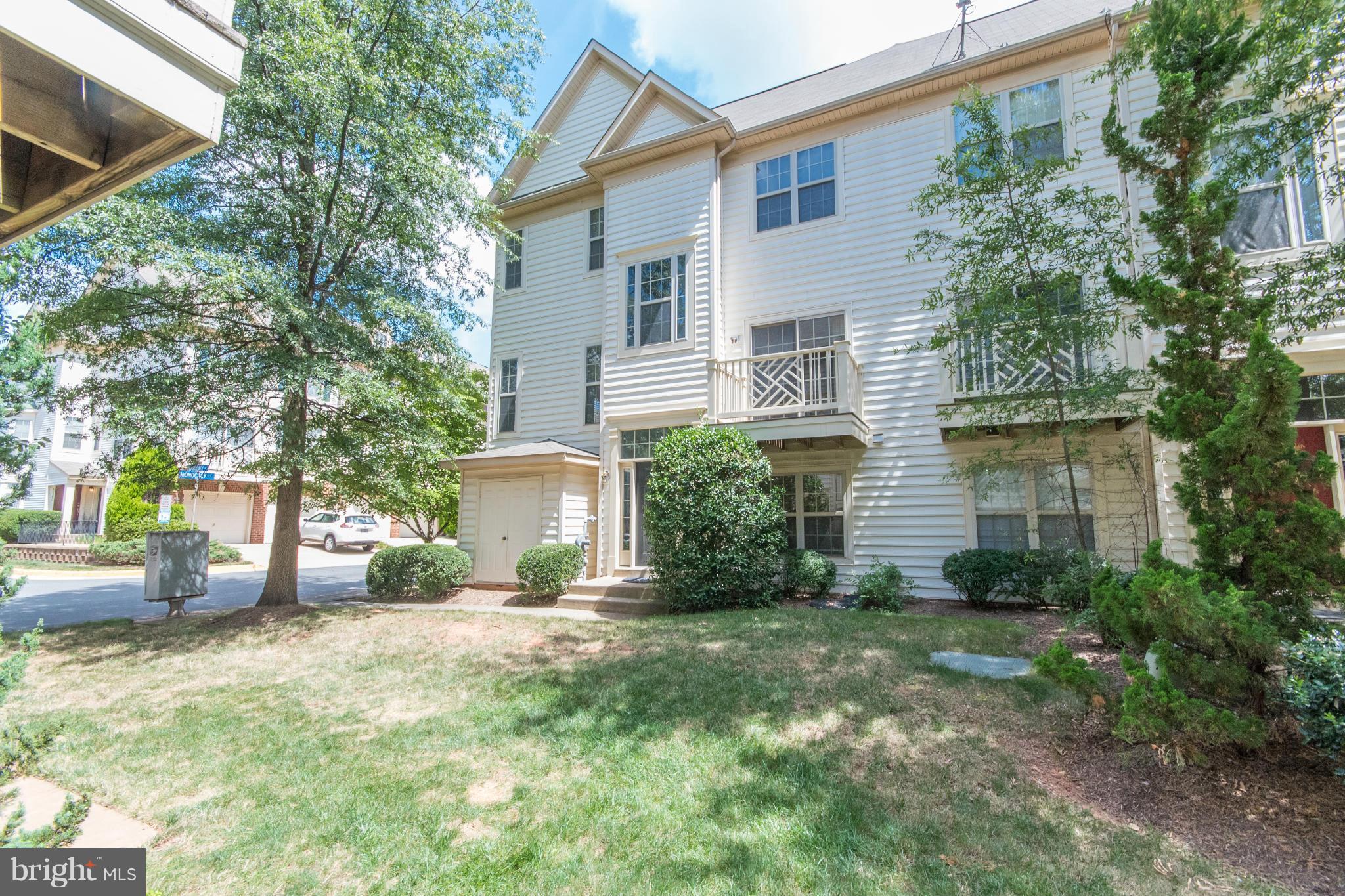 POTOMAC LAKES - Residential