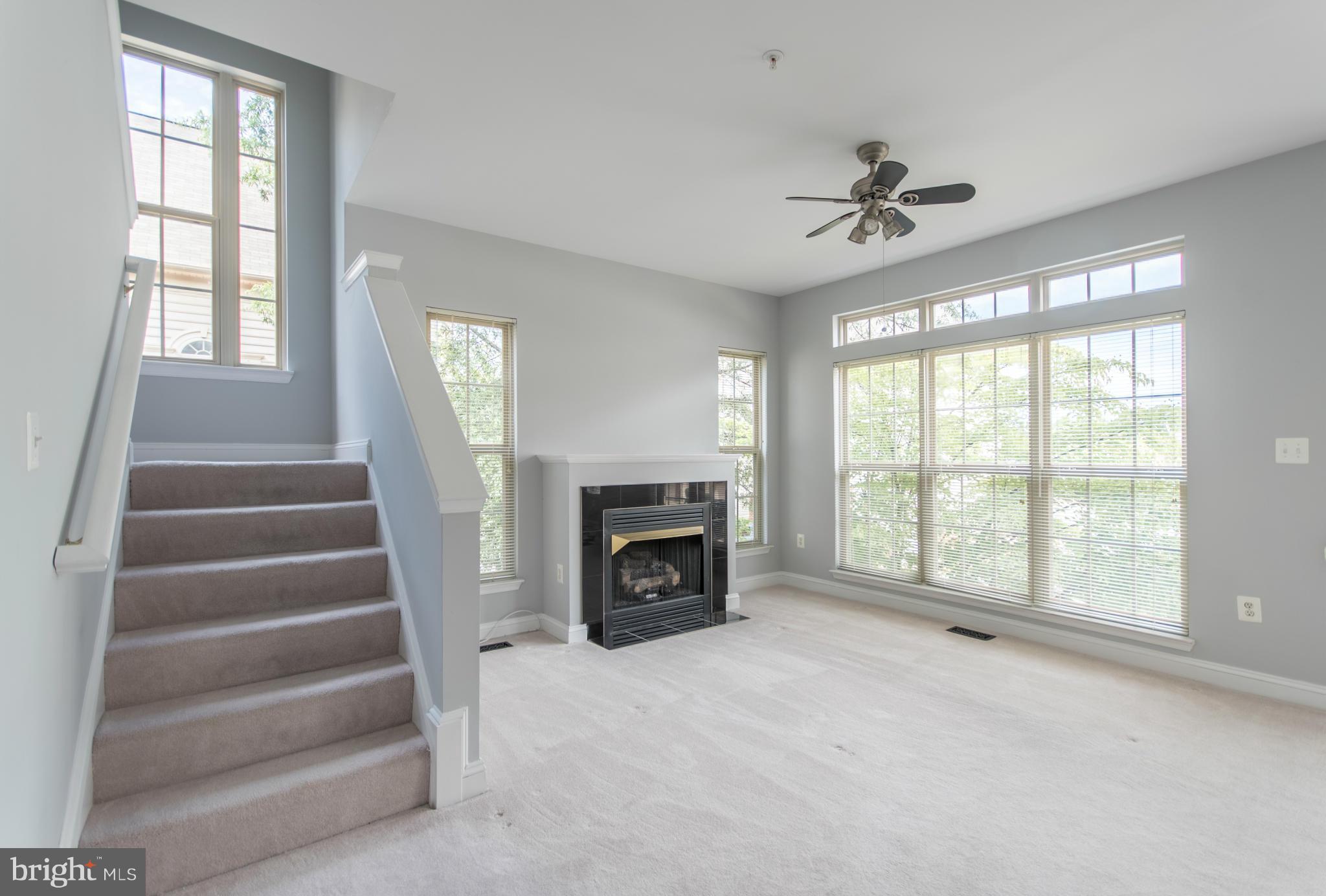 POTOMAC LAKES - Residential